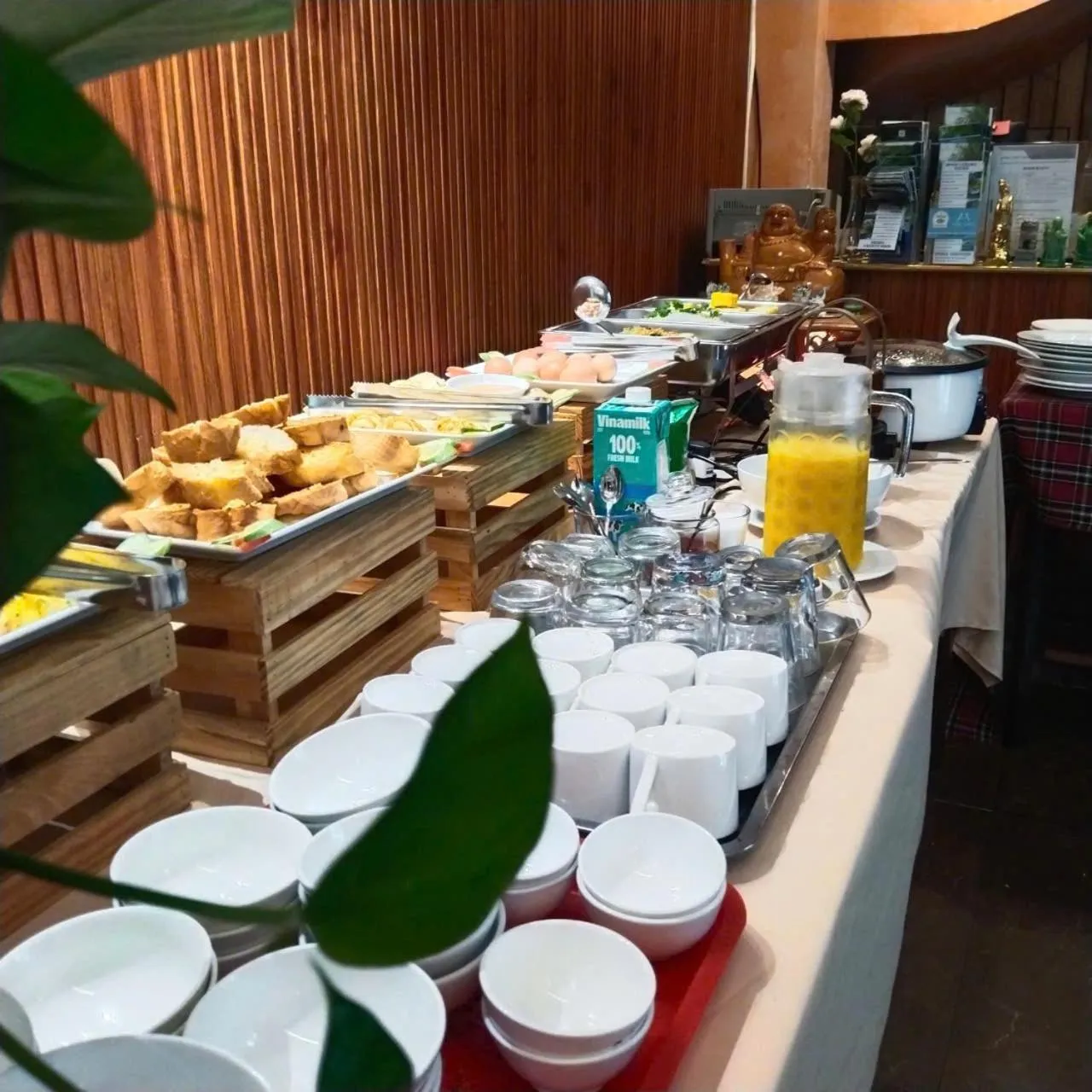 Food and drinks in The 1- Tony saigon Hotel