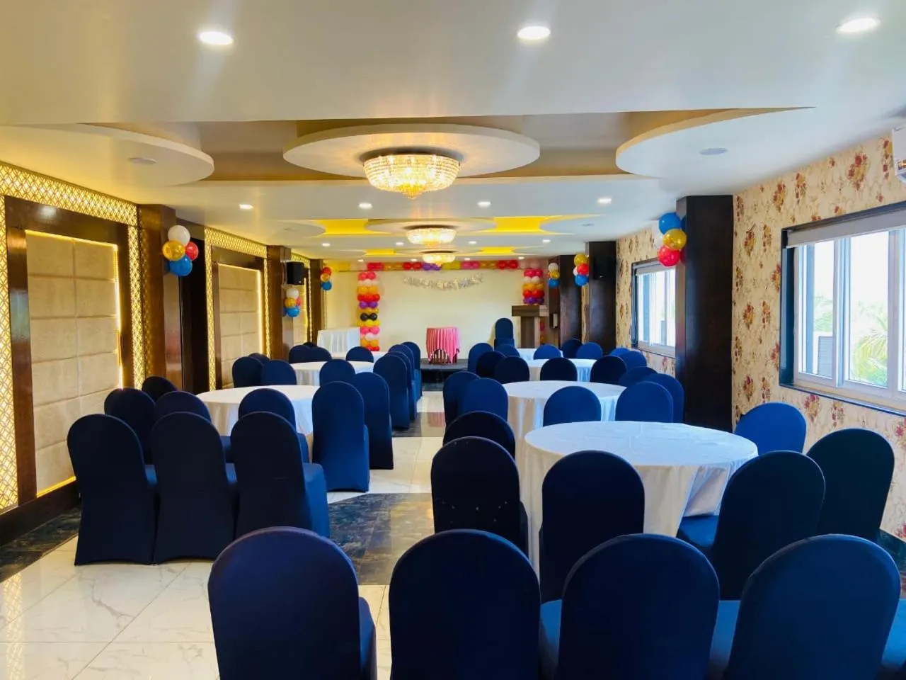 Seating area in Hotel EDEN