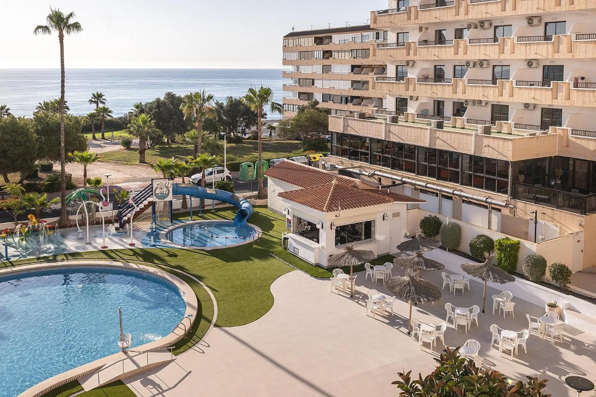 Property building in Hotel Playas de Torrevieja