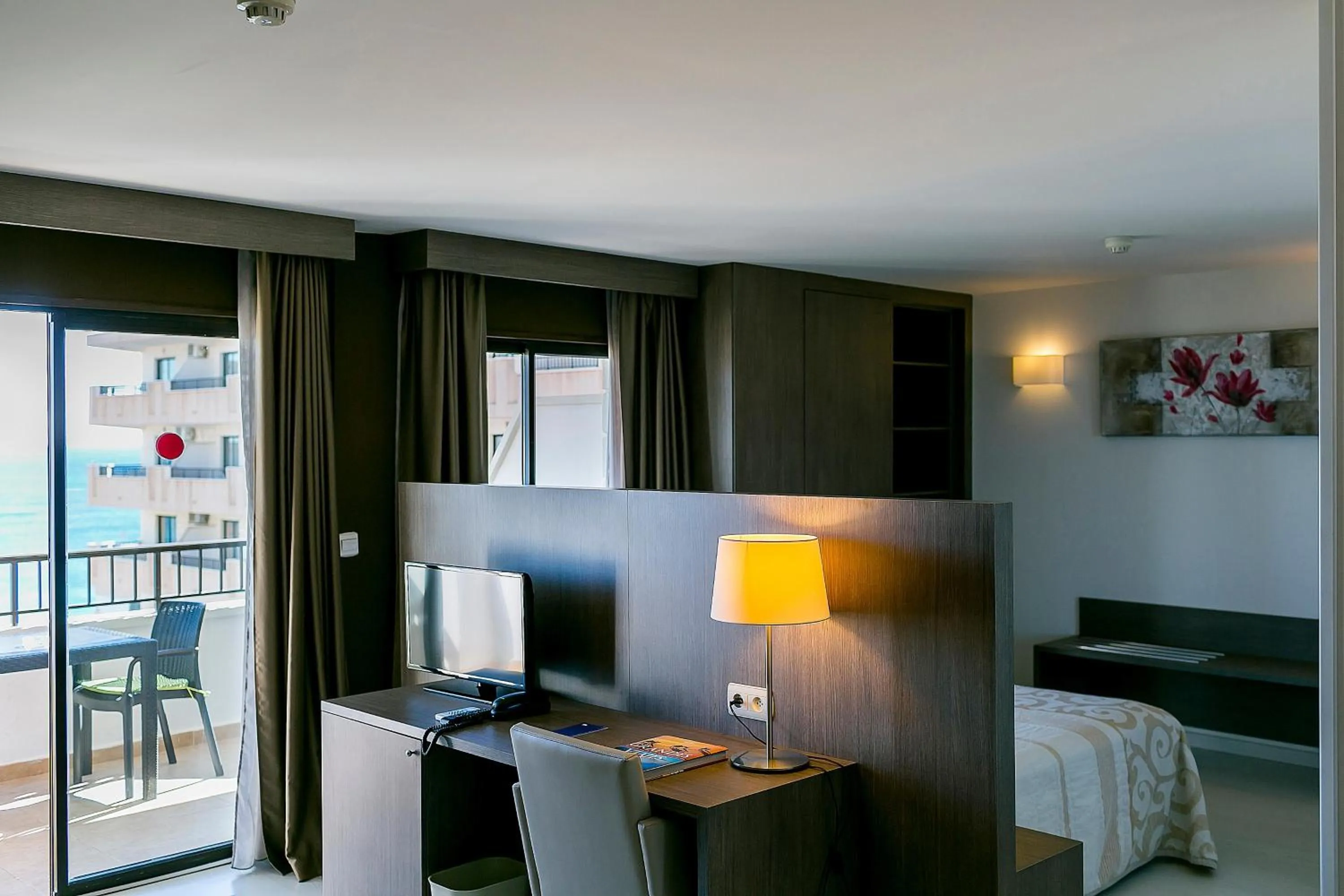 Photo of the whole room in Hotel Playas de Torrevieja