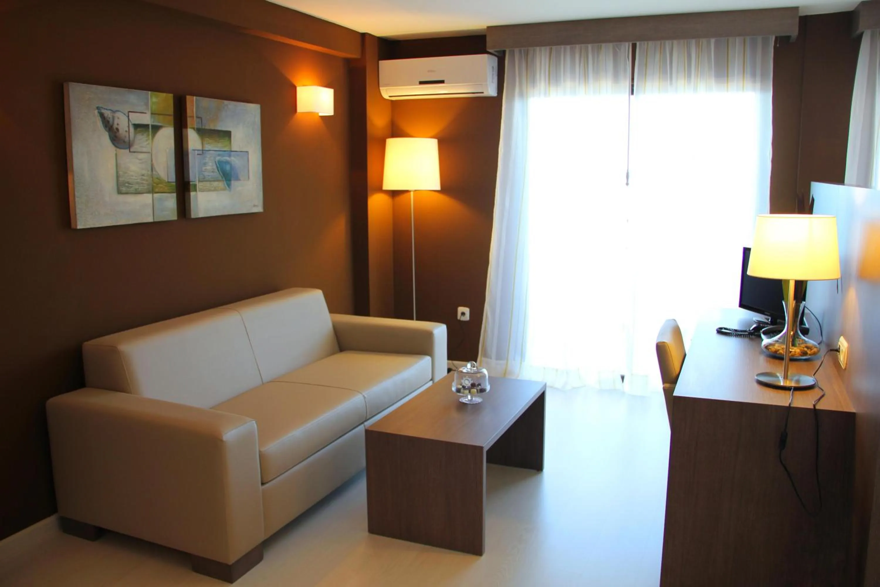 Photo of the whole room, Bed in Hotel Playas de Torrevieja