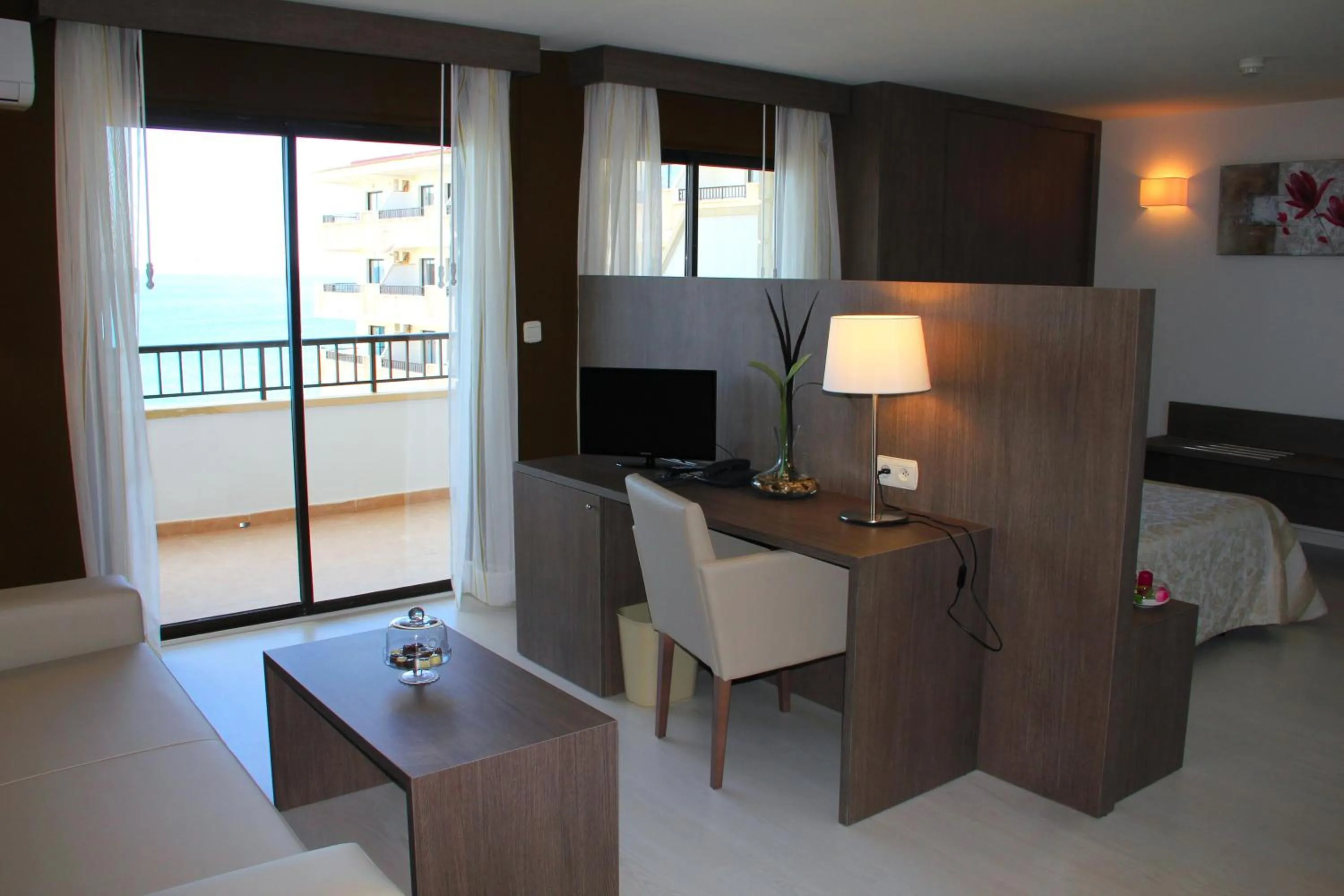 Photo of the whole room, Bed in Hotel Playas de Torrevieja