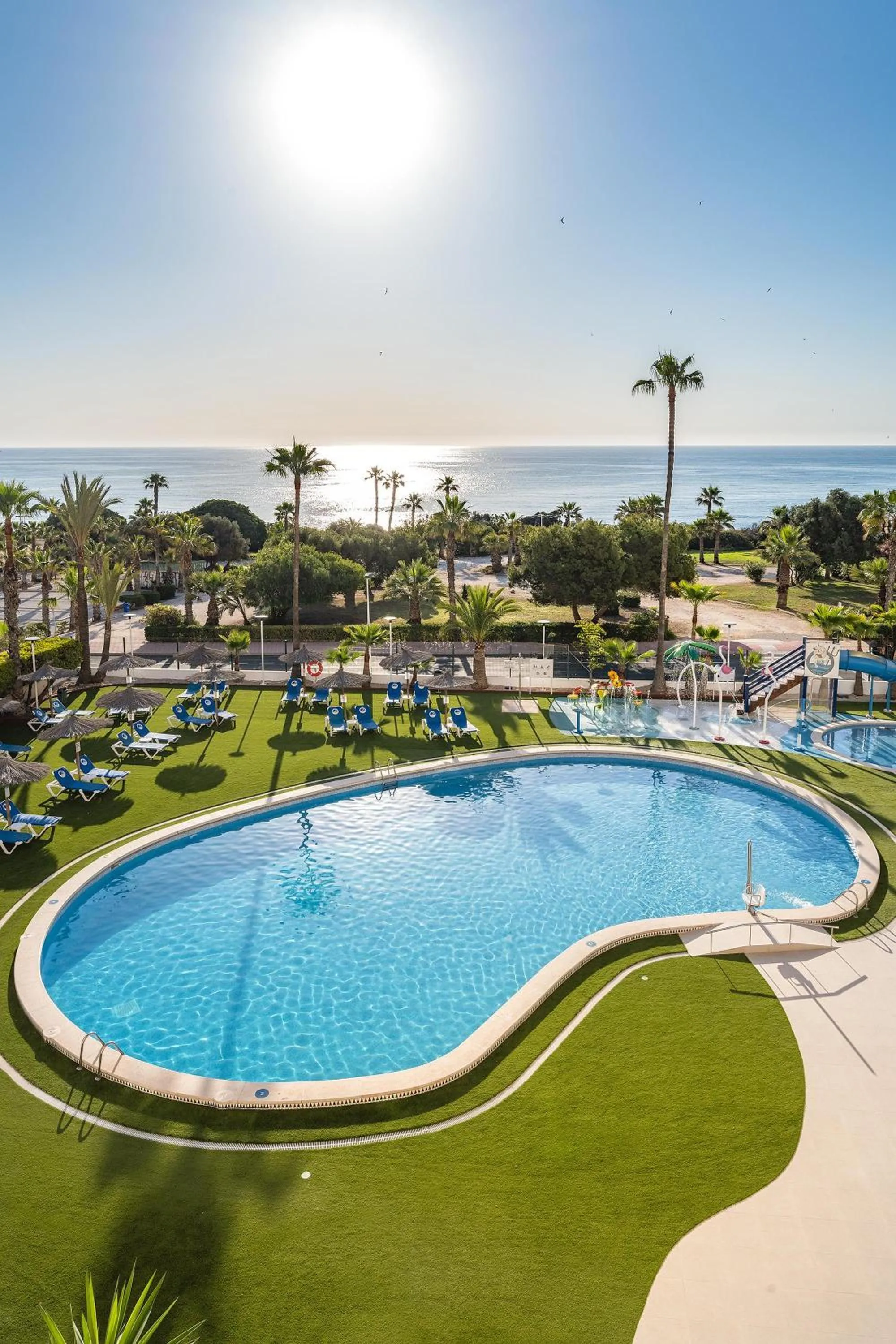 Swimming pool in Hotel Playas de Torrevieja