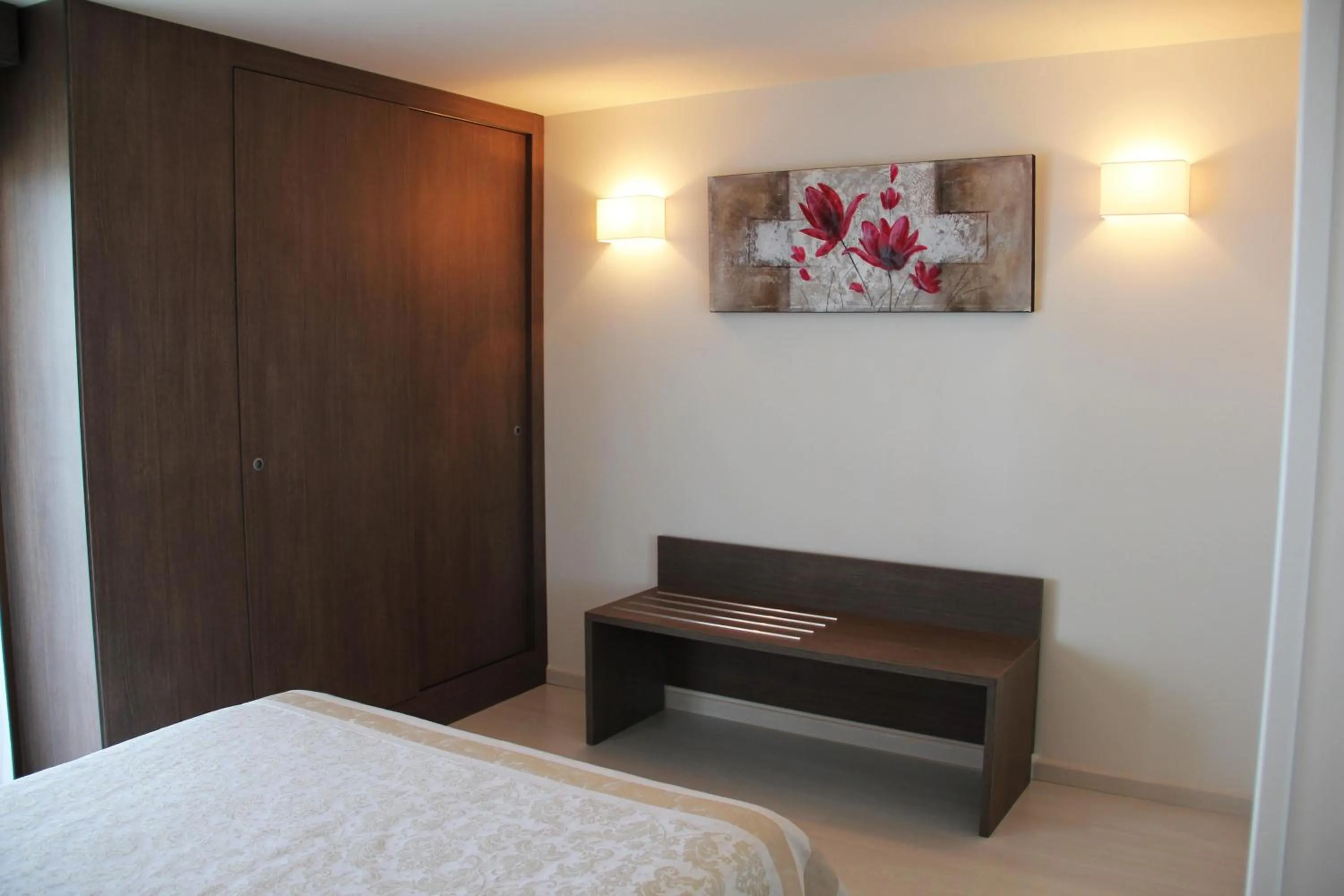 Photo of the whole room, Bed in Hotel Playas de Torrevieja