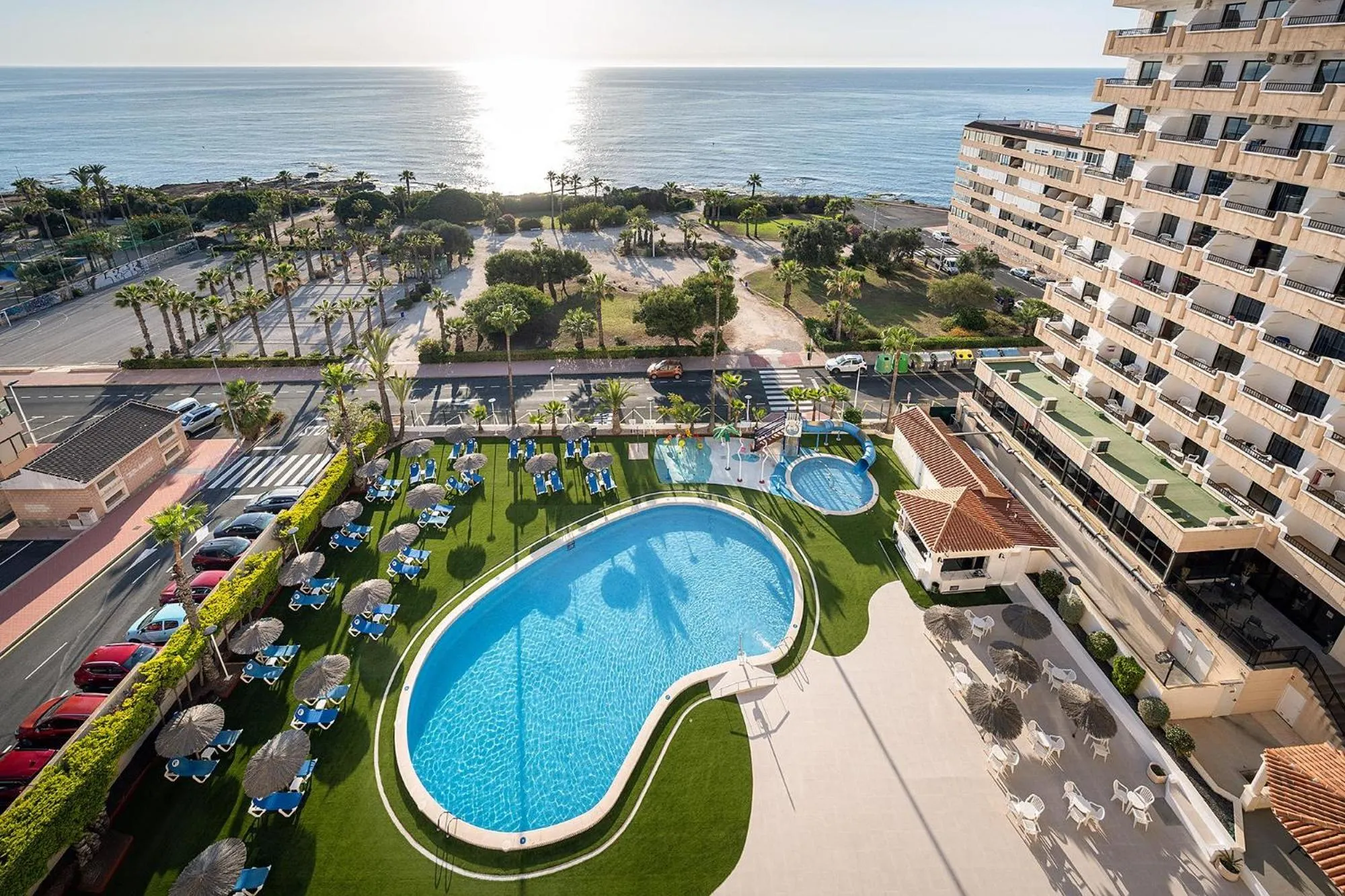 Swimming pool in Hotel Playas de Torrevieja