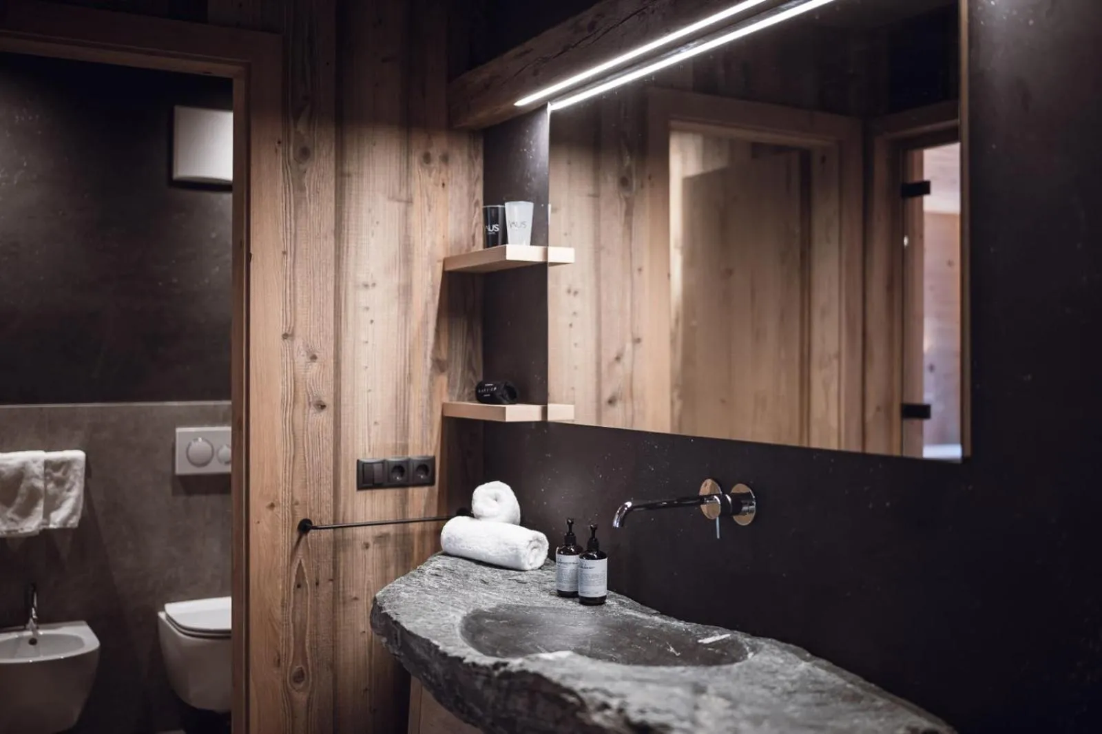 Shower in Amus Chalets Dolomites - Luxury Chalets South Tyrol