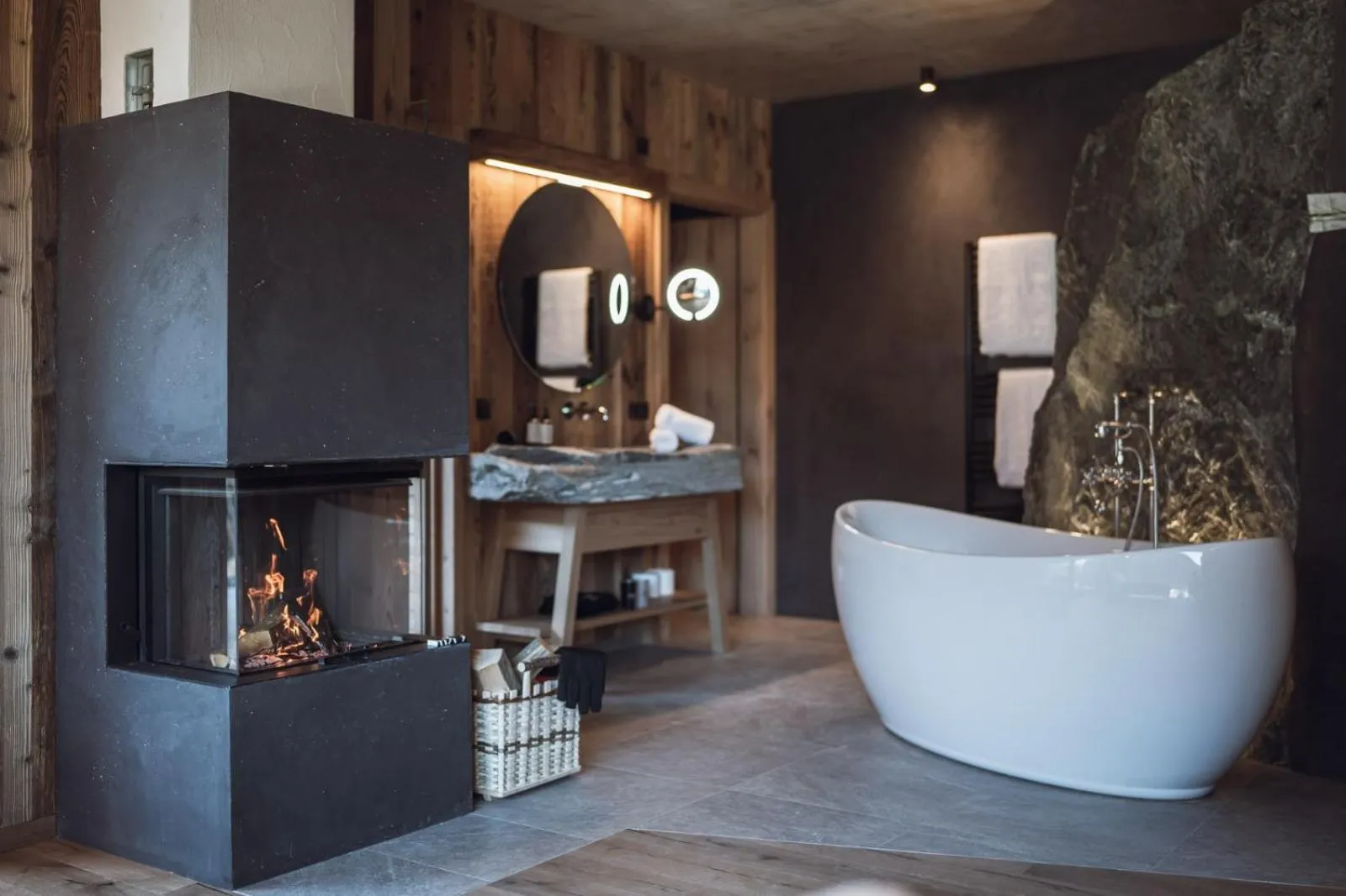 Shower in Amus Chalets Dolomites - Luxury Chalets South Tyrol