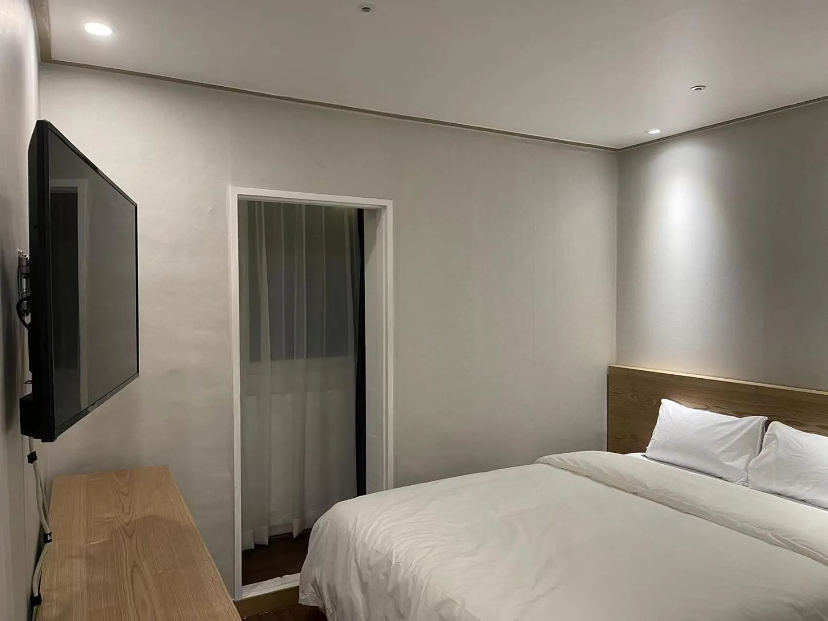 Bed in The garden hotel