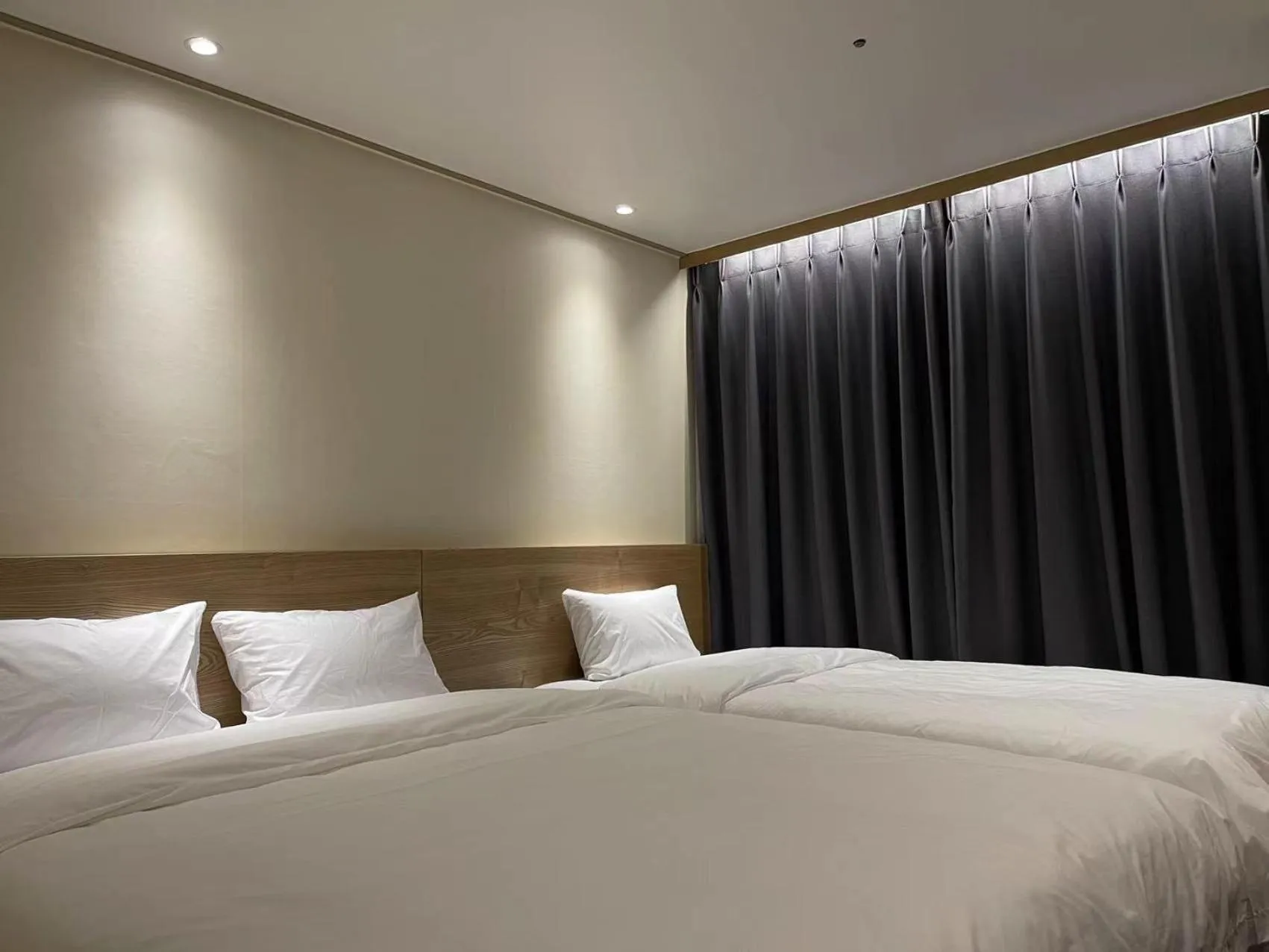 Bed in The garden hotel