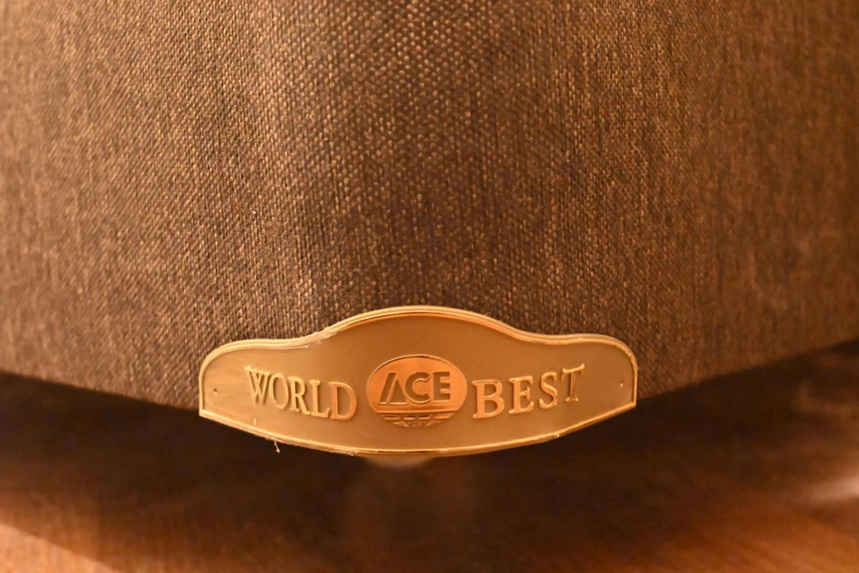 Logo/Certificate/Sign in The garden hotel