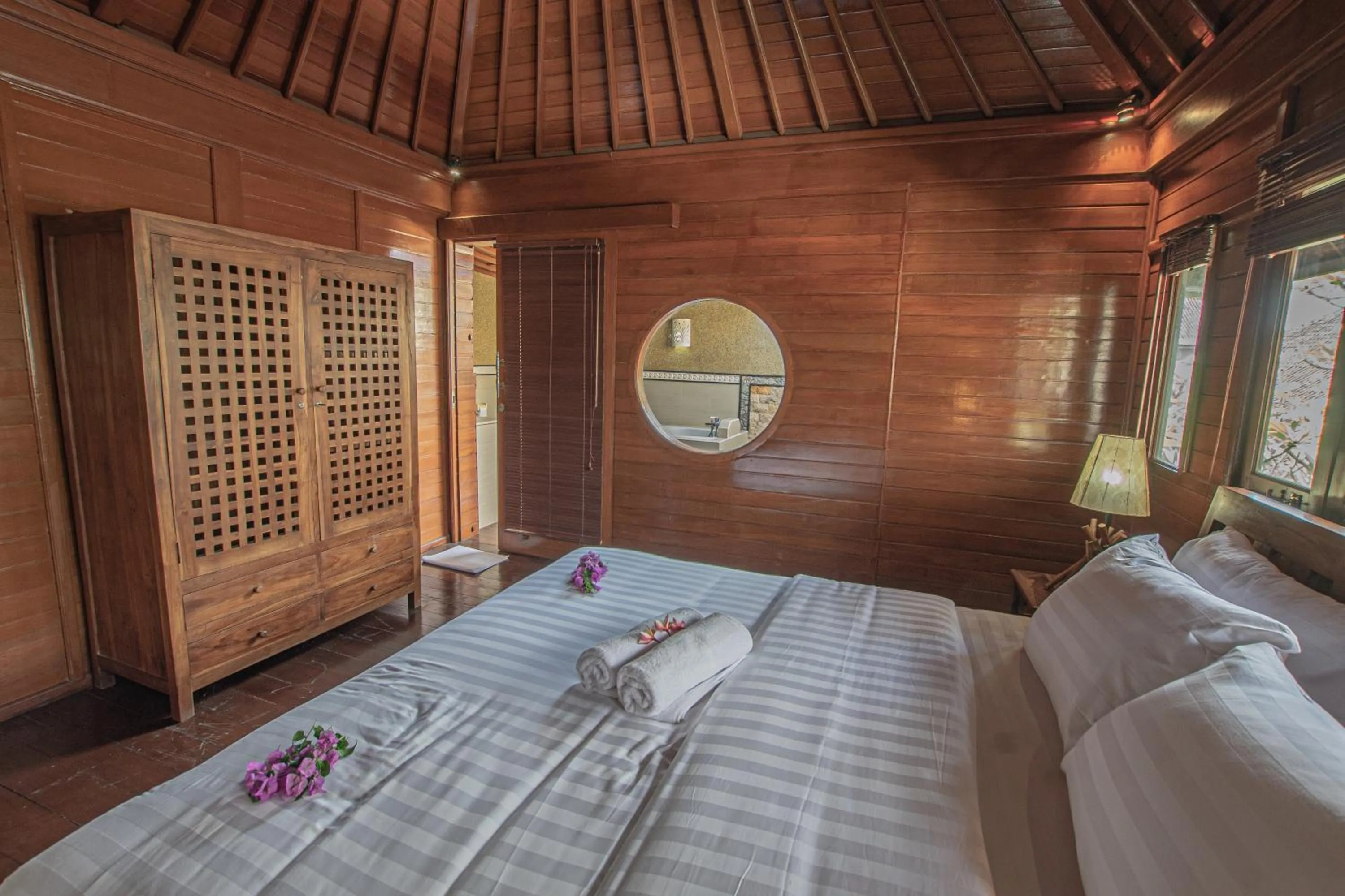 Bed in Panorama Cottages I