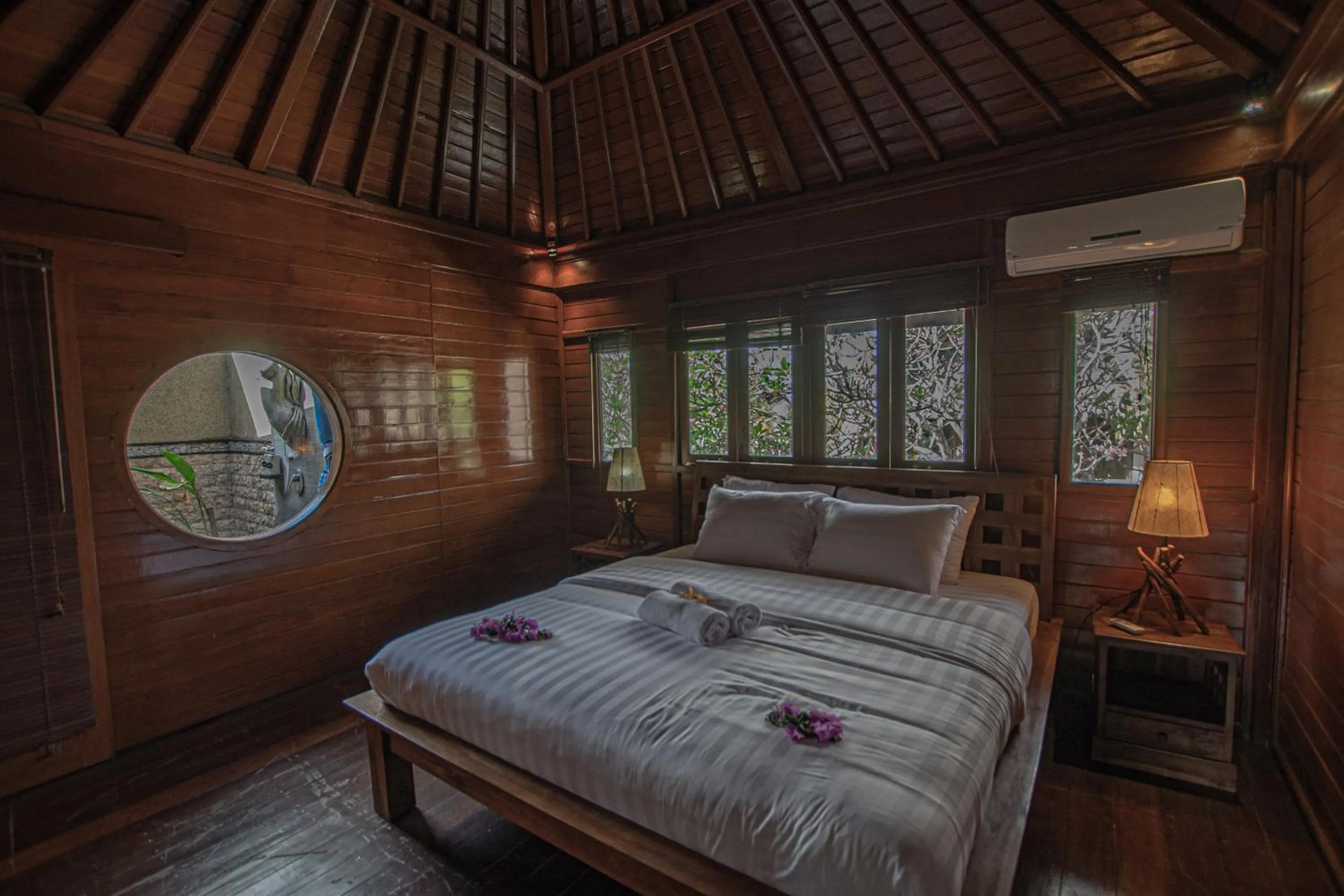 Bed in Panorama Cottages I