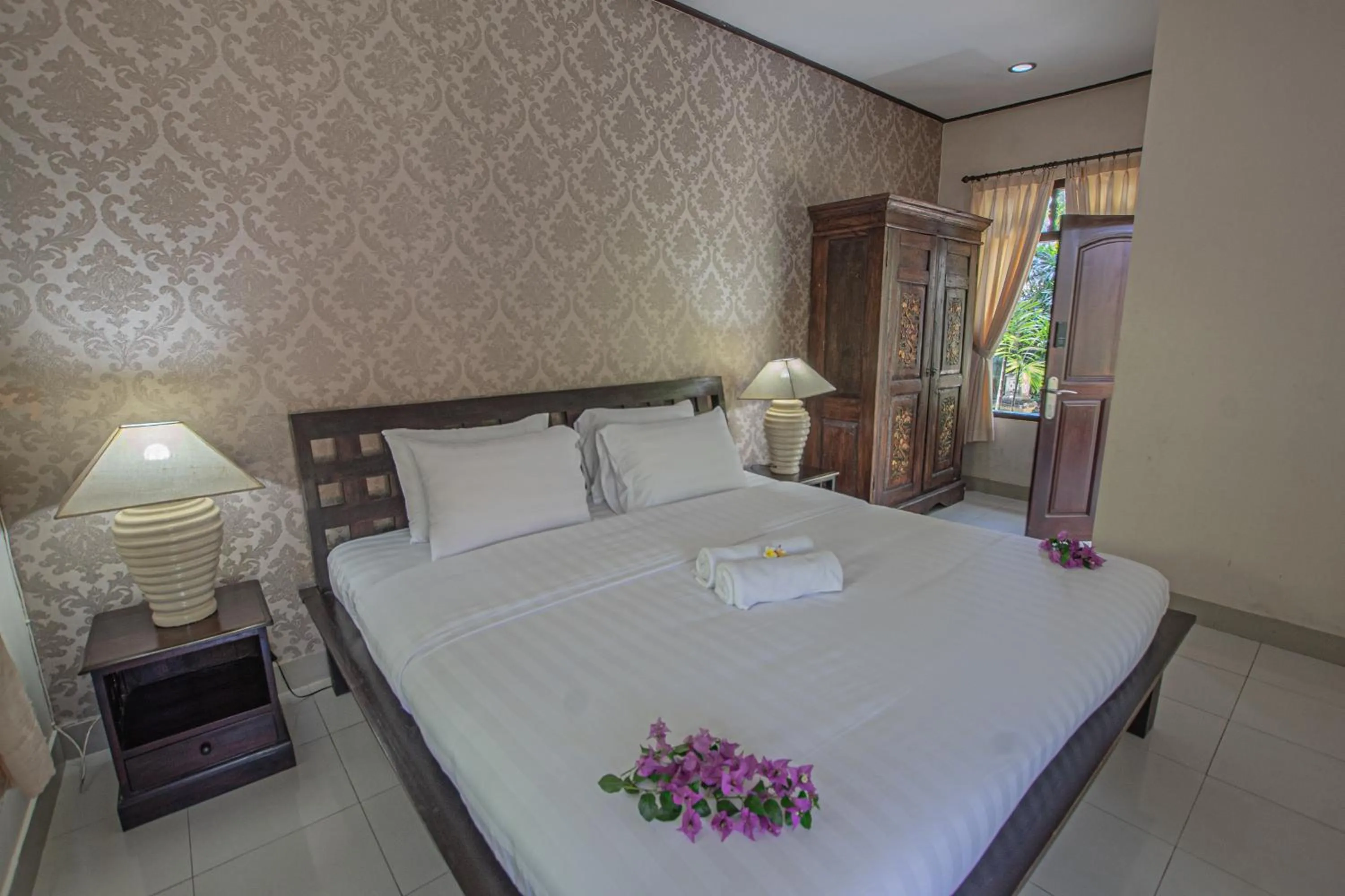 Bed in Panorama Cottages I