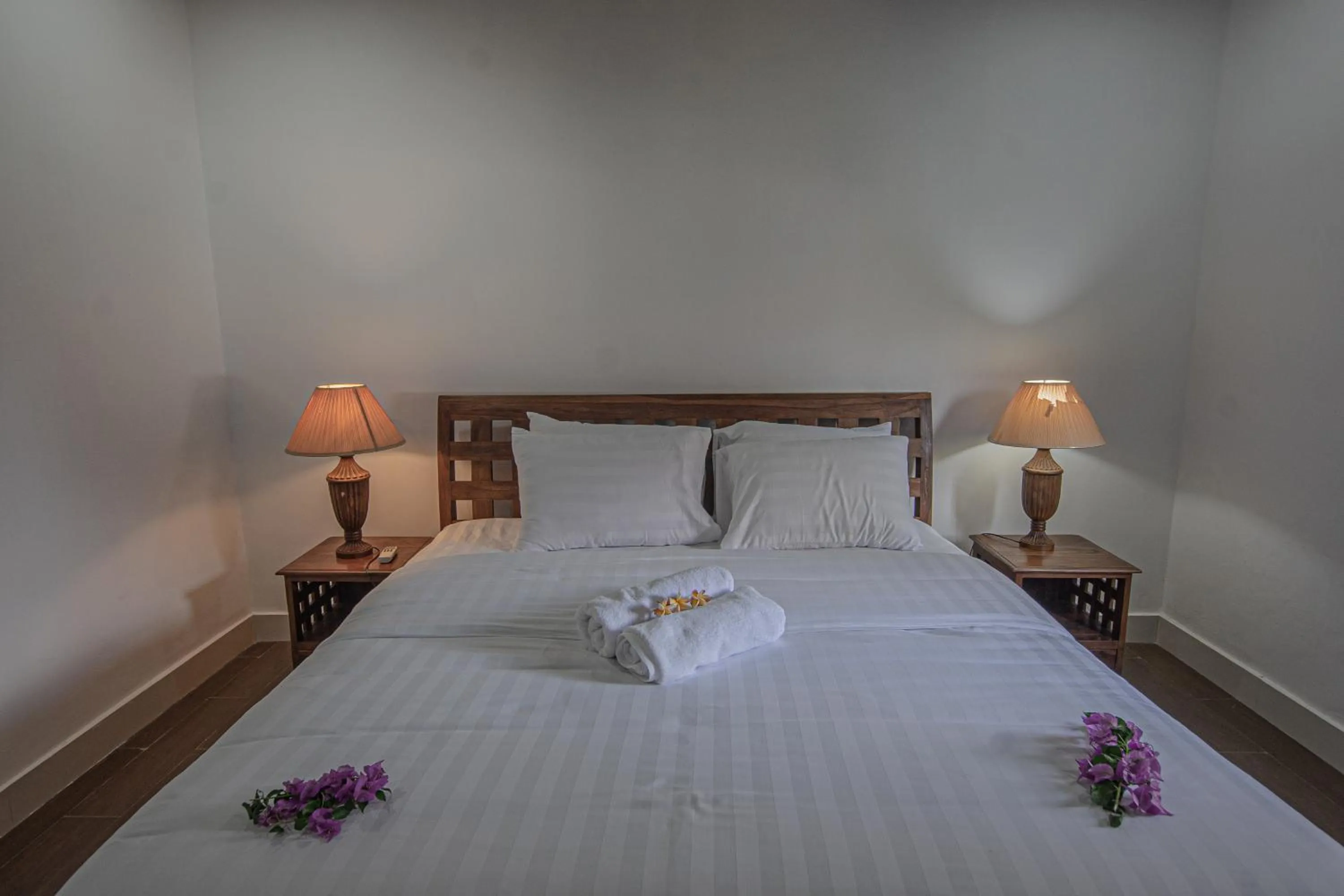 Bed in Panorama Cottages I