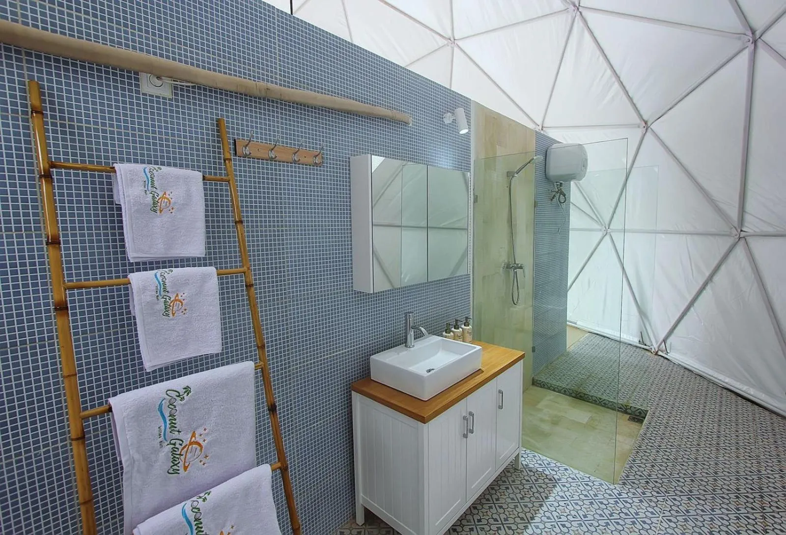 Shower in Coconut Galaxy Villas by Bali Cabin