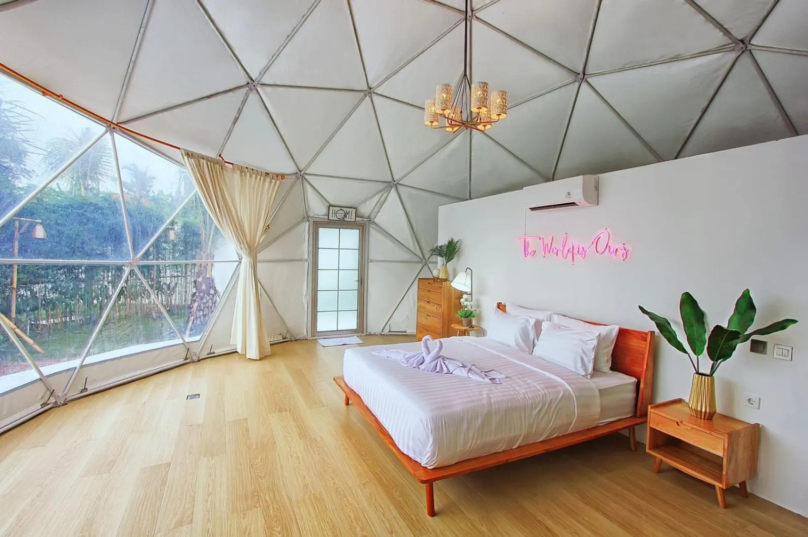 Bed in Coconut Galaxy Villas by Bali Cabin