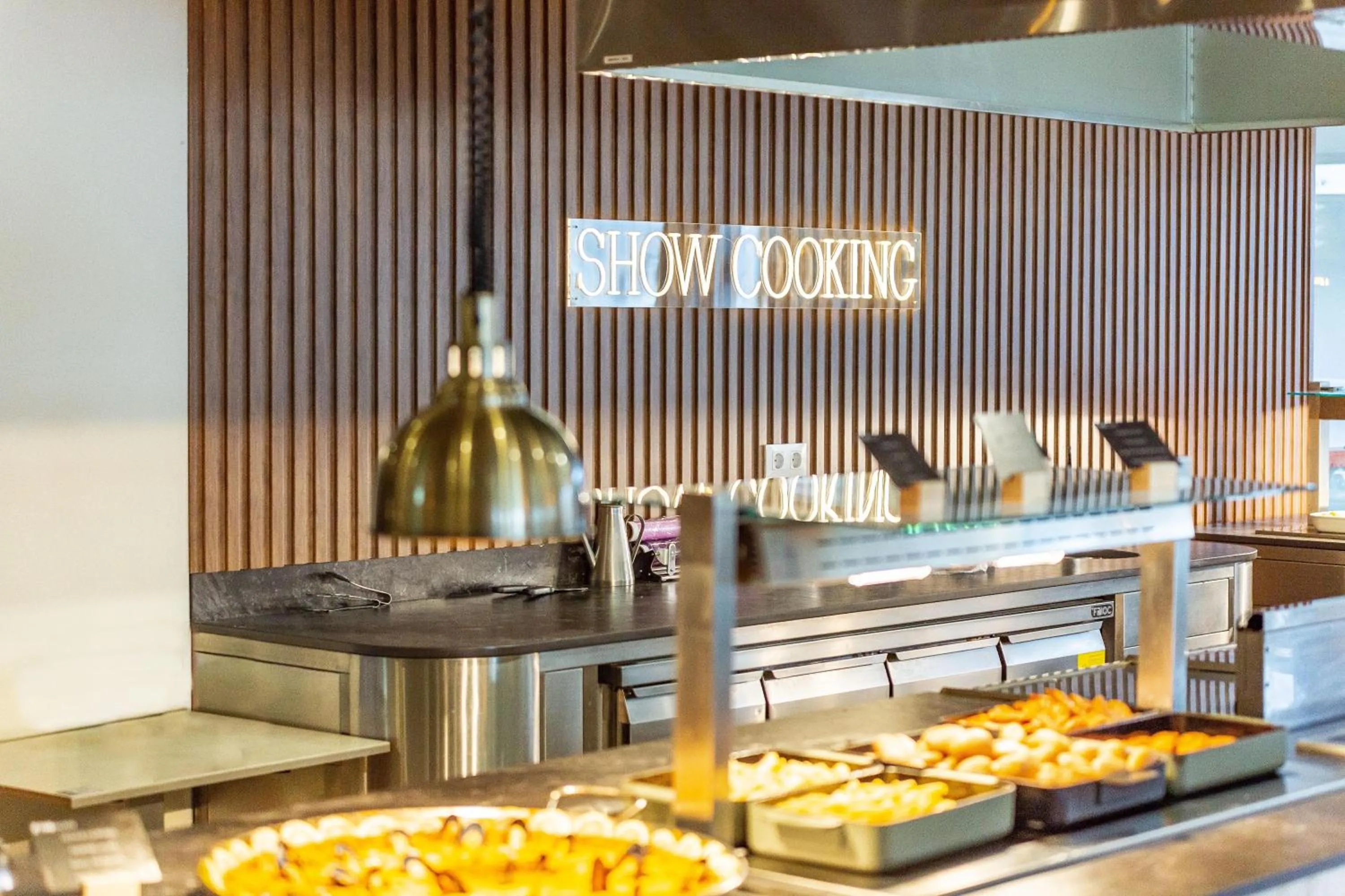 Restaurant/places to eat in THB San Fermín