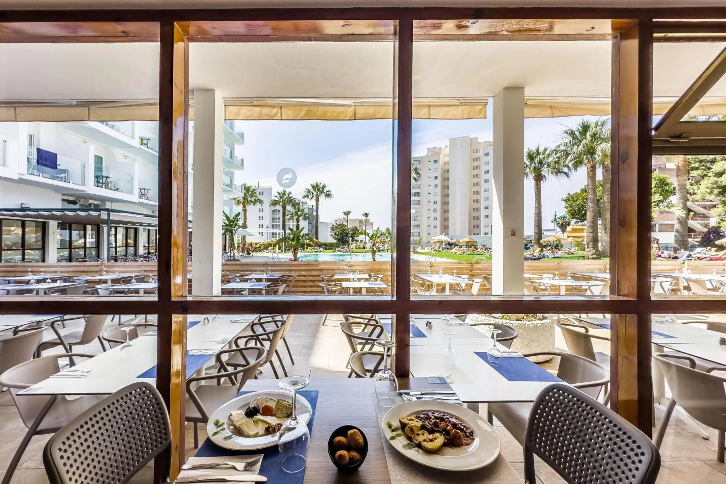 Restaurant/places to eat in THB San Fermín