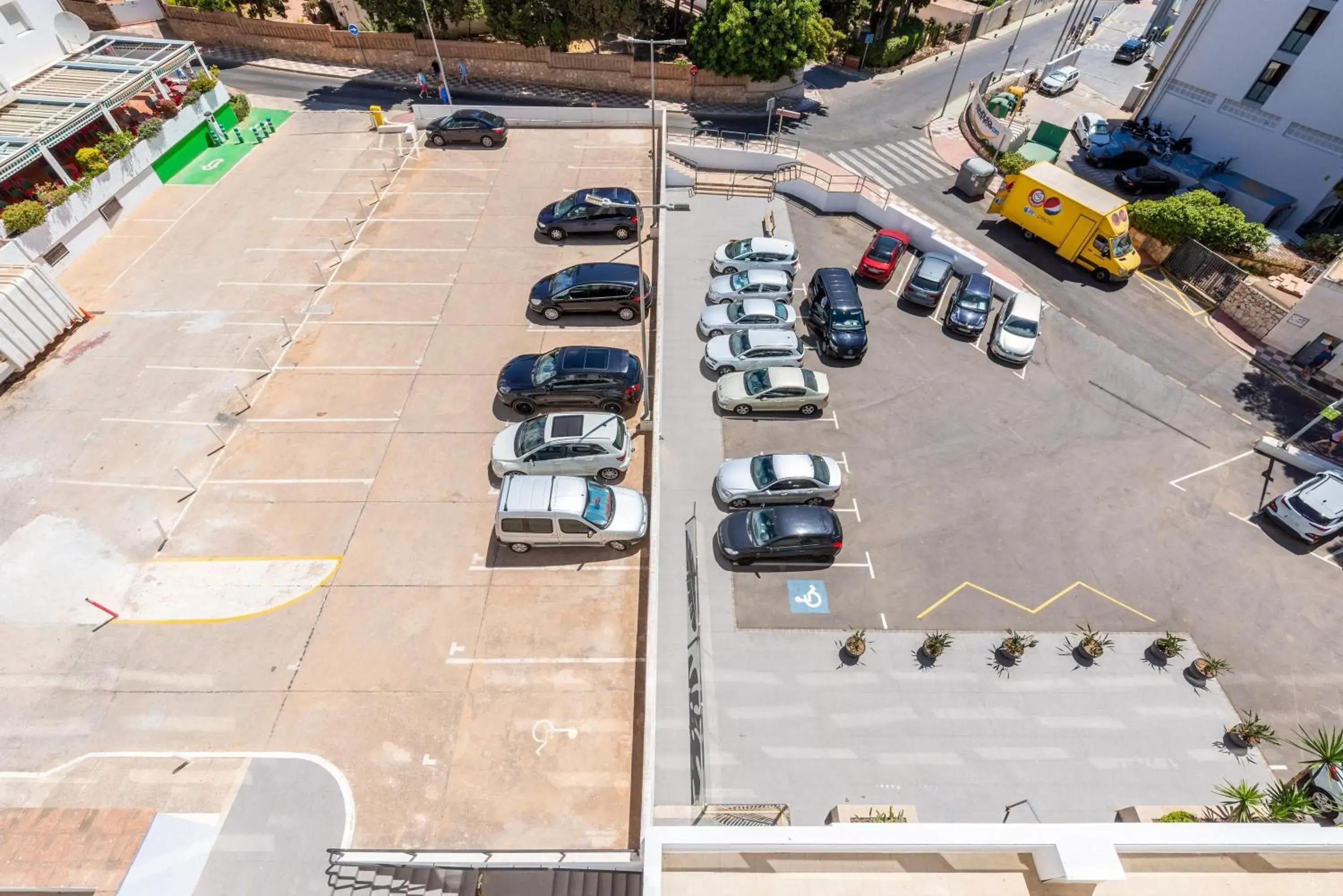 Property building in THB San Fermín Property building in THB San Fermín