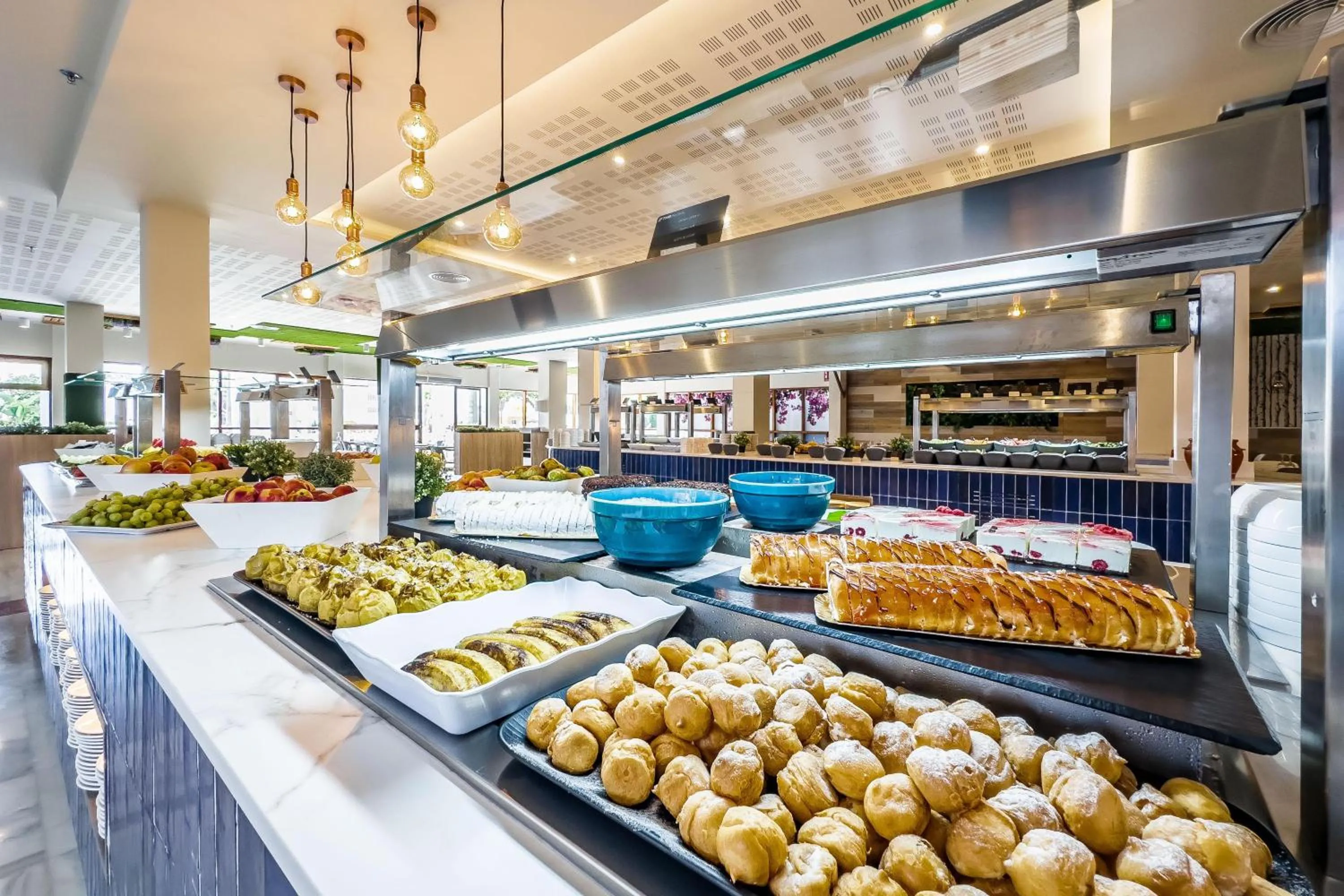 Restaurant/places to eat in THB San Fermín