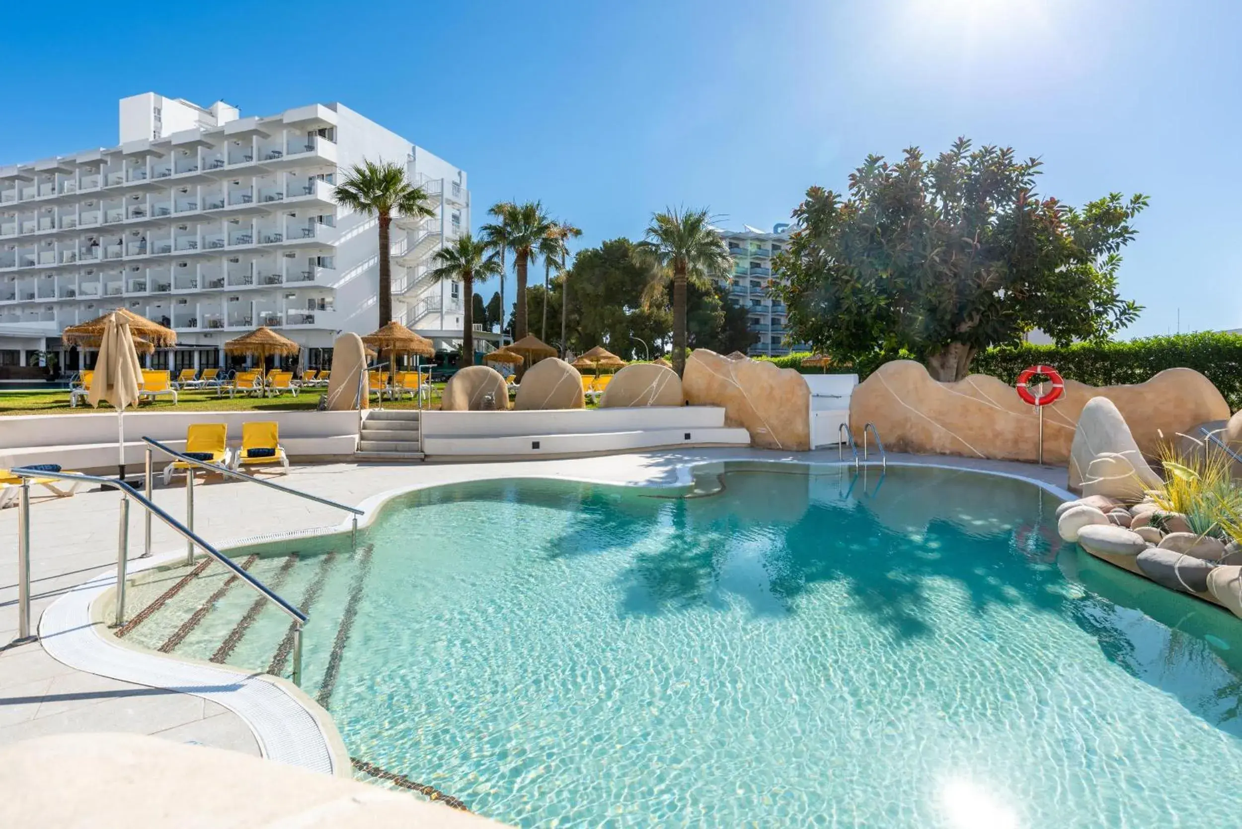 Swimming pool in THB San Fermín Swimming pool in THB San Fermín