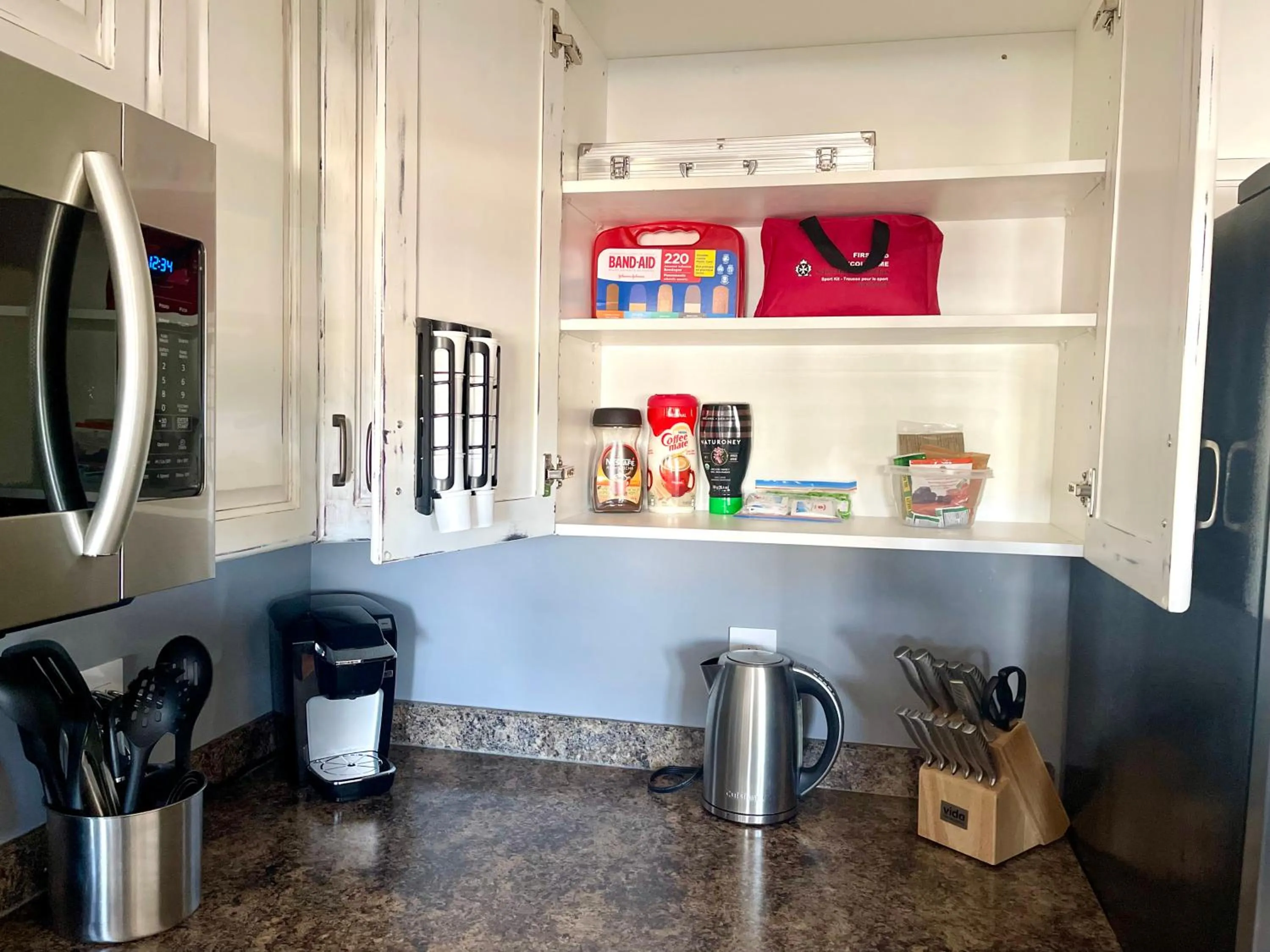 Coffee/tea facilities in Top Floor Riverfront Condo with Stellar Sunsets!