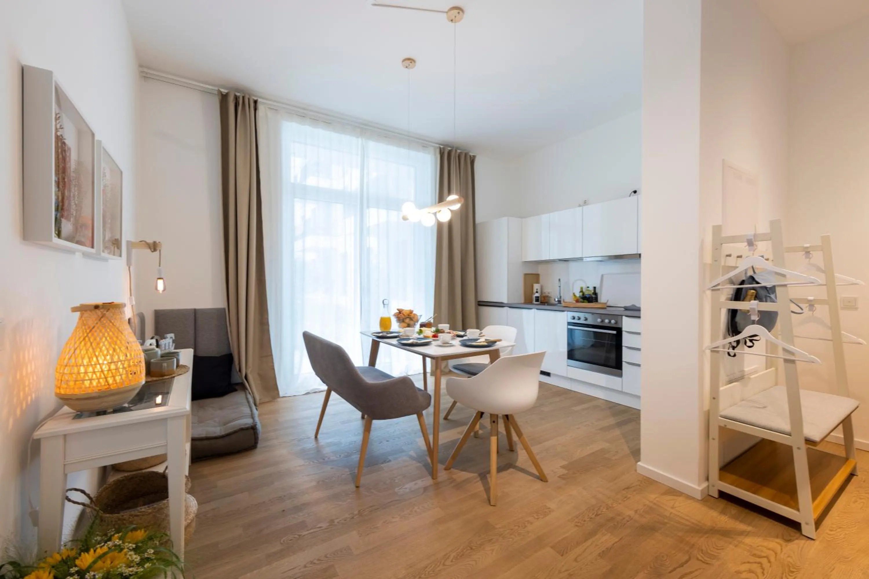 Kitchen or kitchenette in Pure Berlin Apartments - Luxury at Pure Living in City Center
