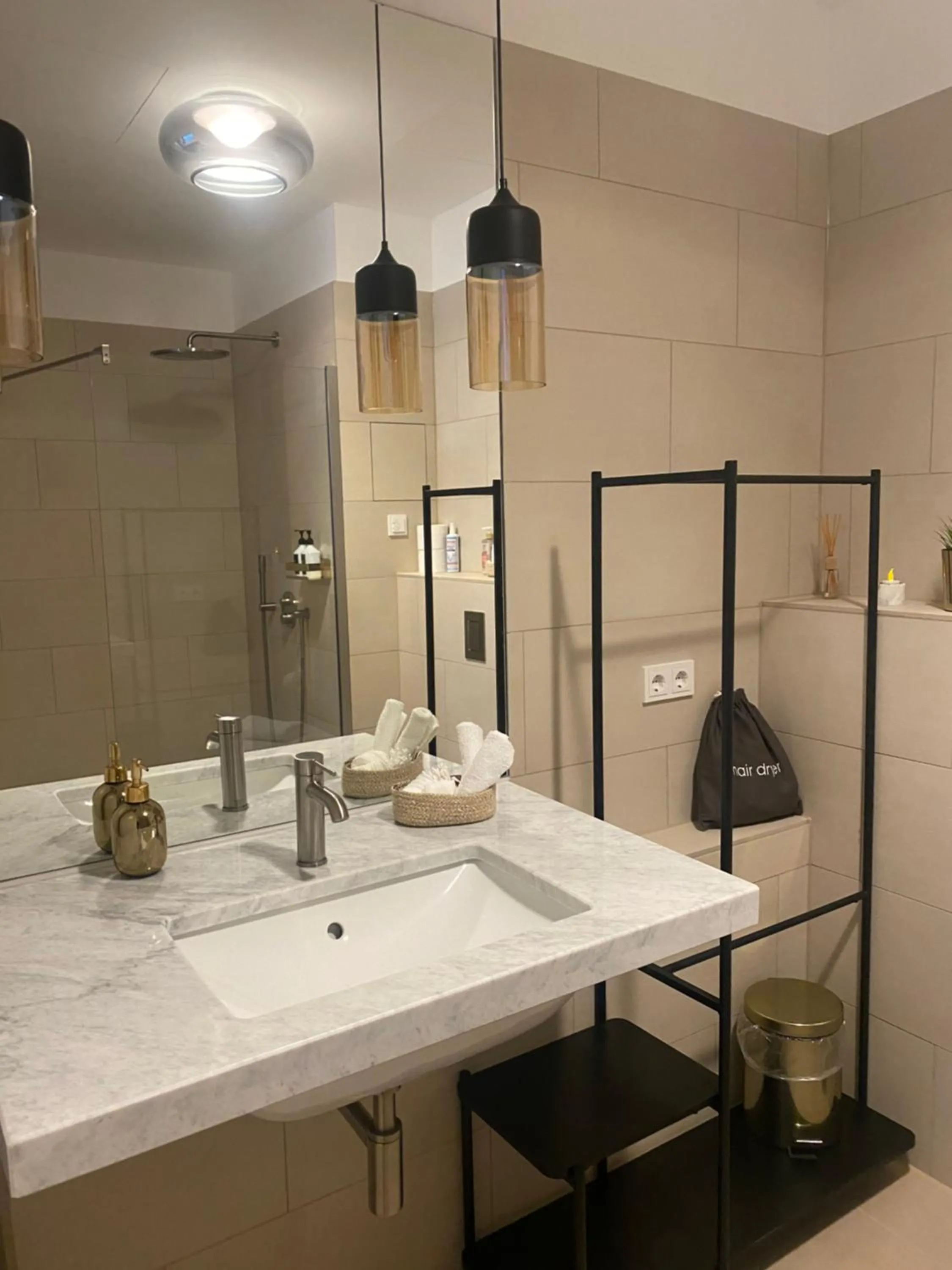 Bathroom in Pure Berlin Apartments - Luxury at Pure Living in City Center