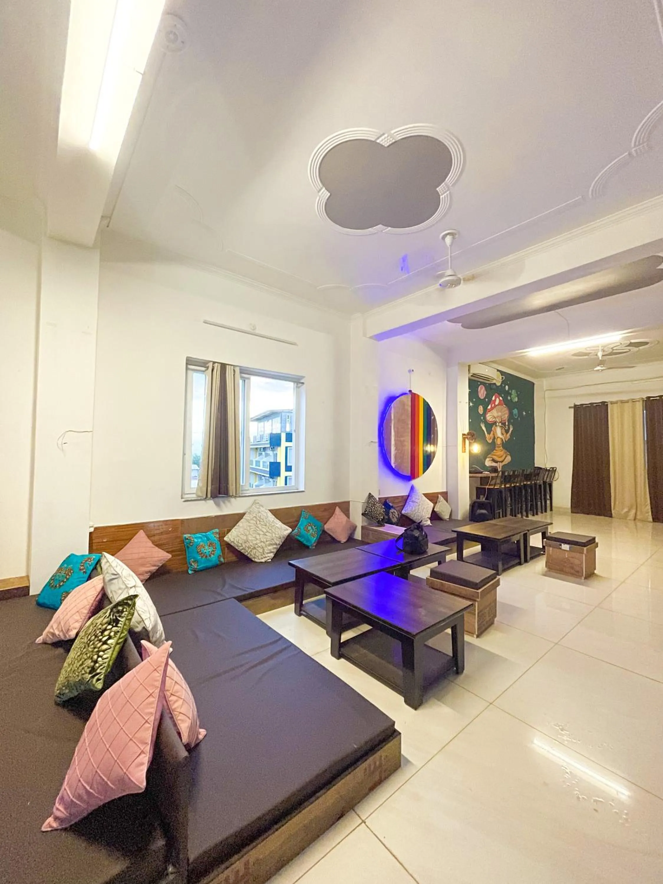 Restaurant/places to eat in Blue River Hostel, Rishikesh