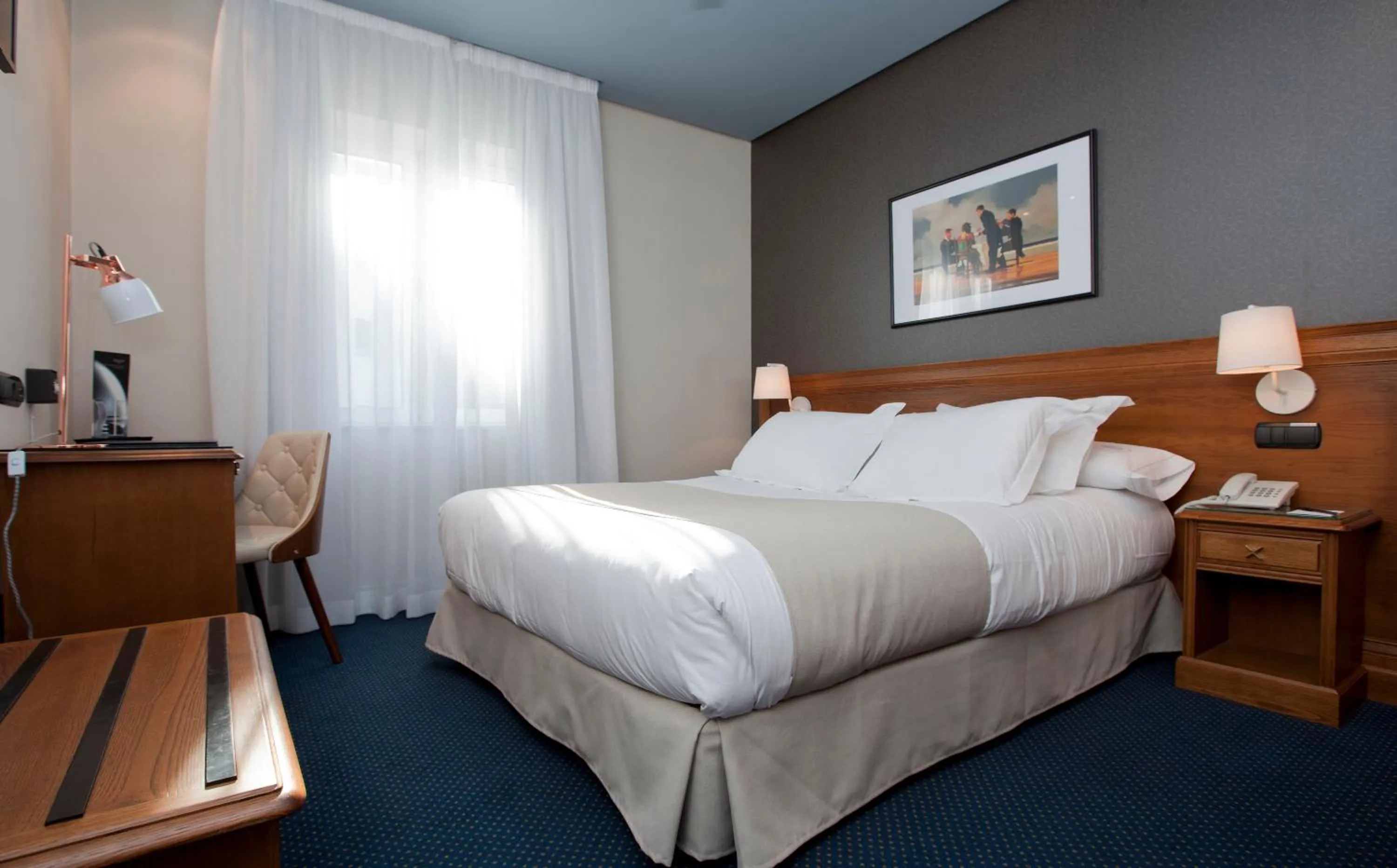 Photo of the whole room in Felipe IV