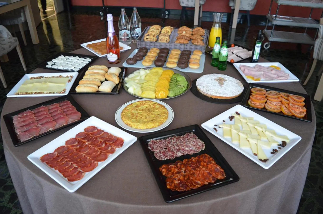 Breakfast in Felipe IV