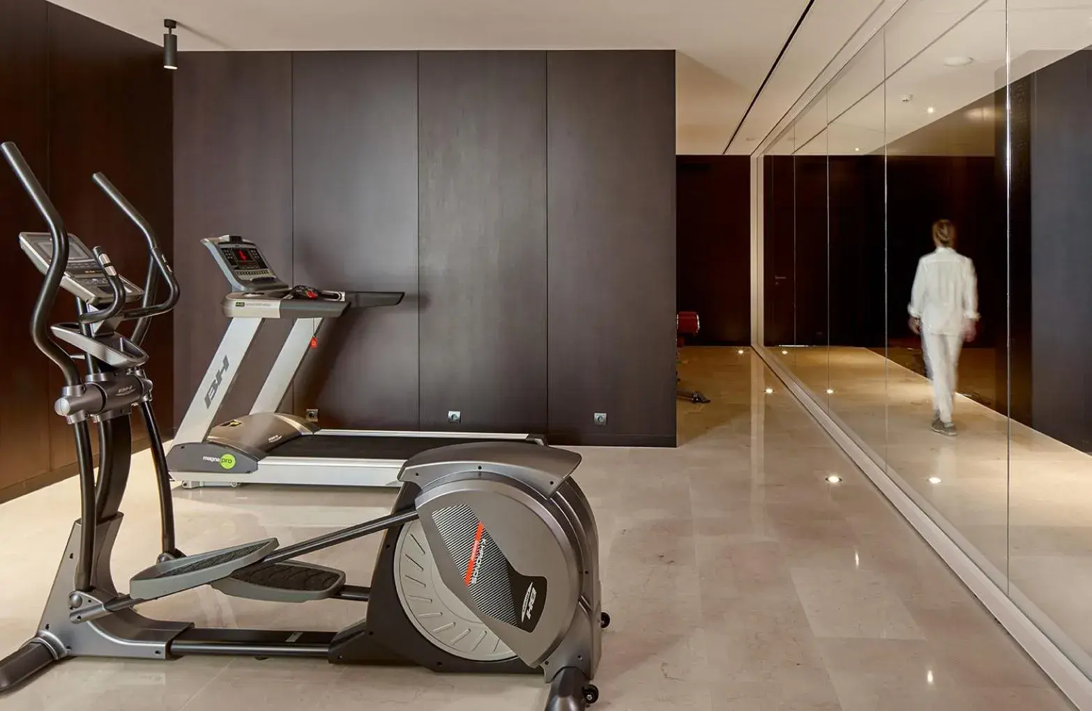 Fitness centre/facilities in Hotel Fernando III Fitness centre/facilities in Hotel Fernando III