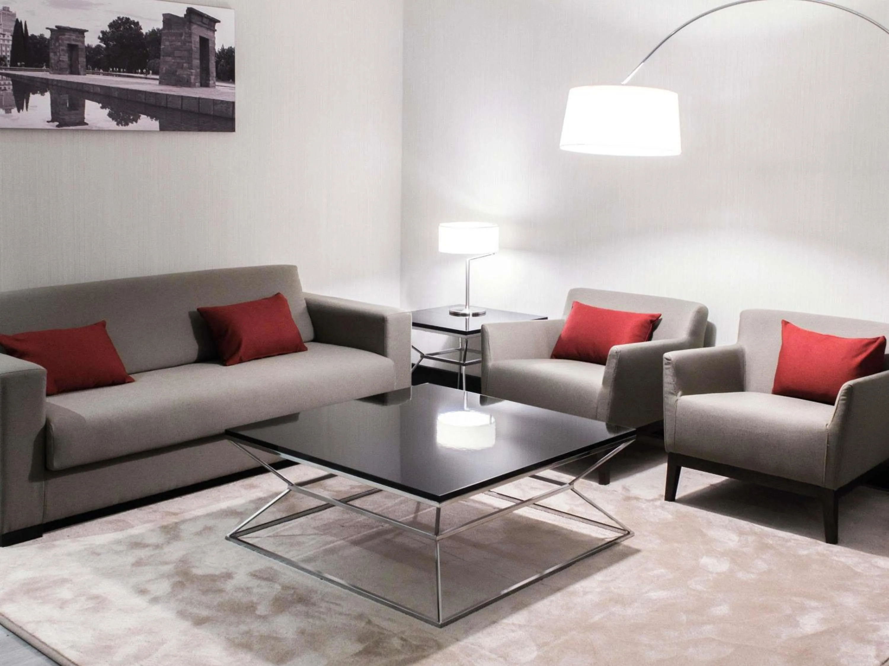 Bedroom in Novotel Madrid Center