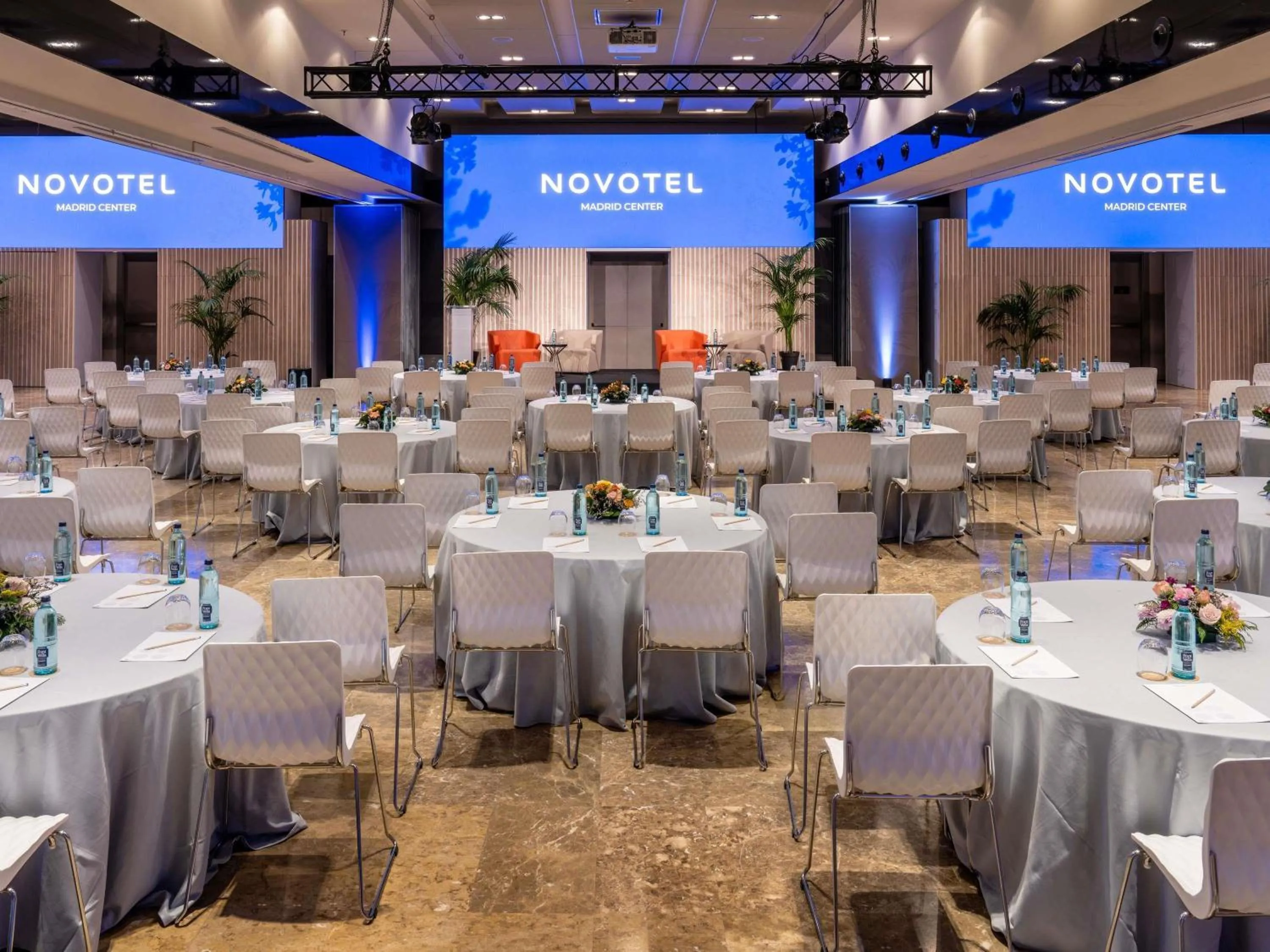 Meeting/conference room in Novotel Madrid Center