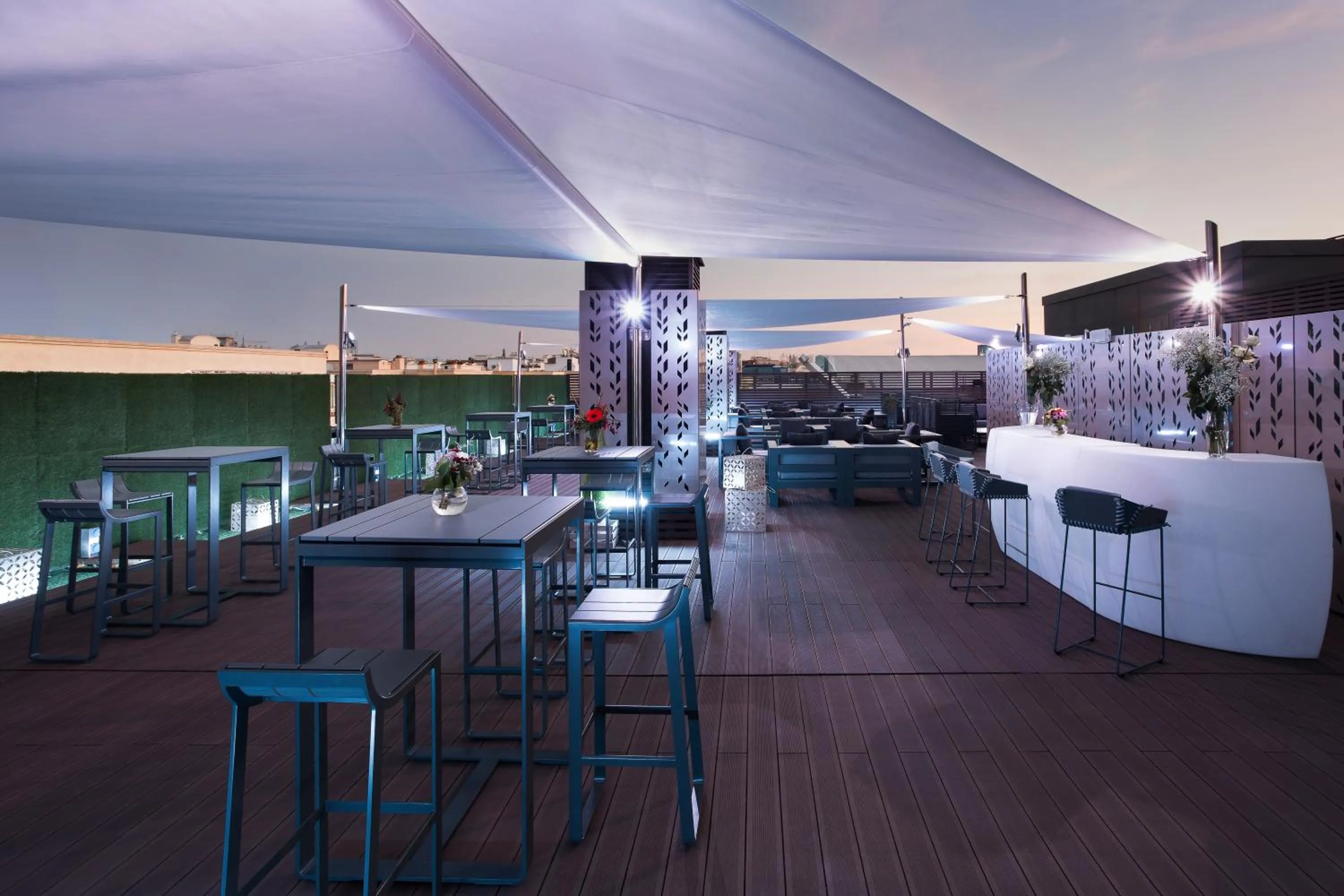 Balcony/Terrace in Novotel Madrid Center