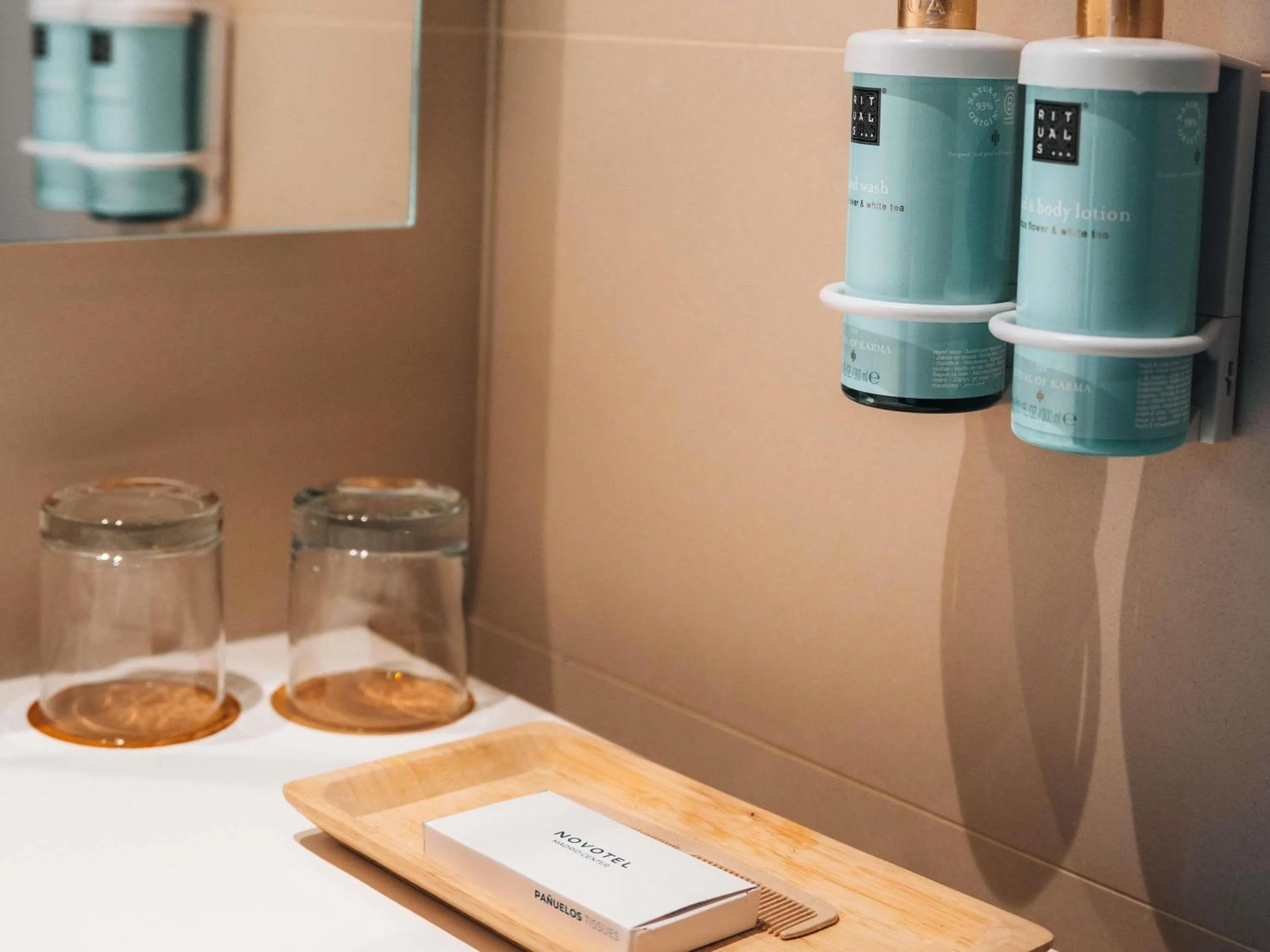 Bedroom in Novotel Madrid Center