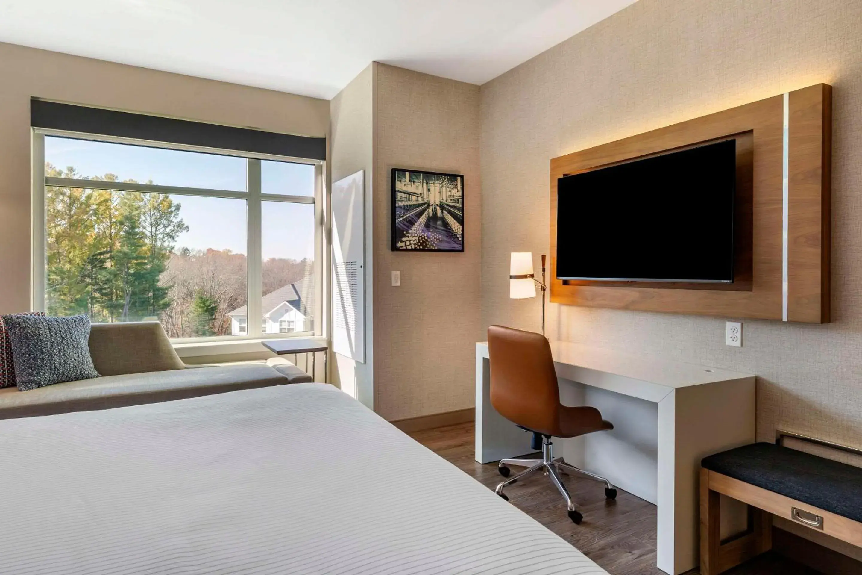 Bedroom, Bed in Cambria Hotel Manchester South Windsor Bedroom, Bed in Cambria Hotel Manchester South Windsor