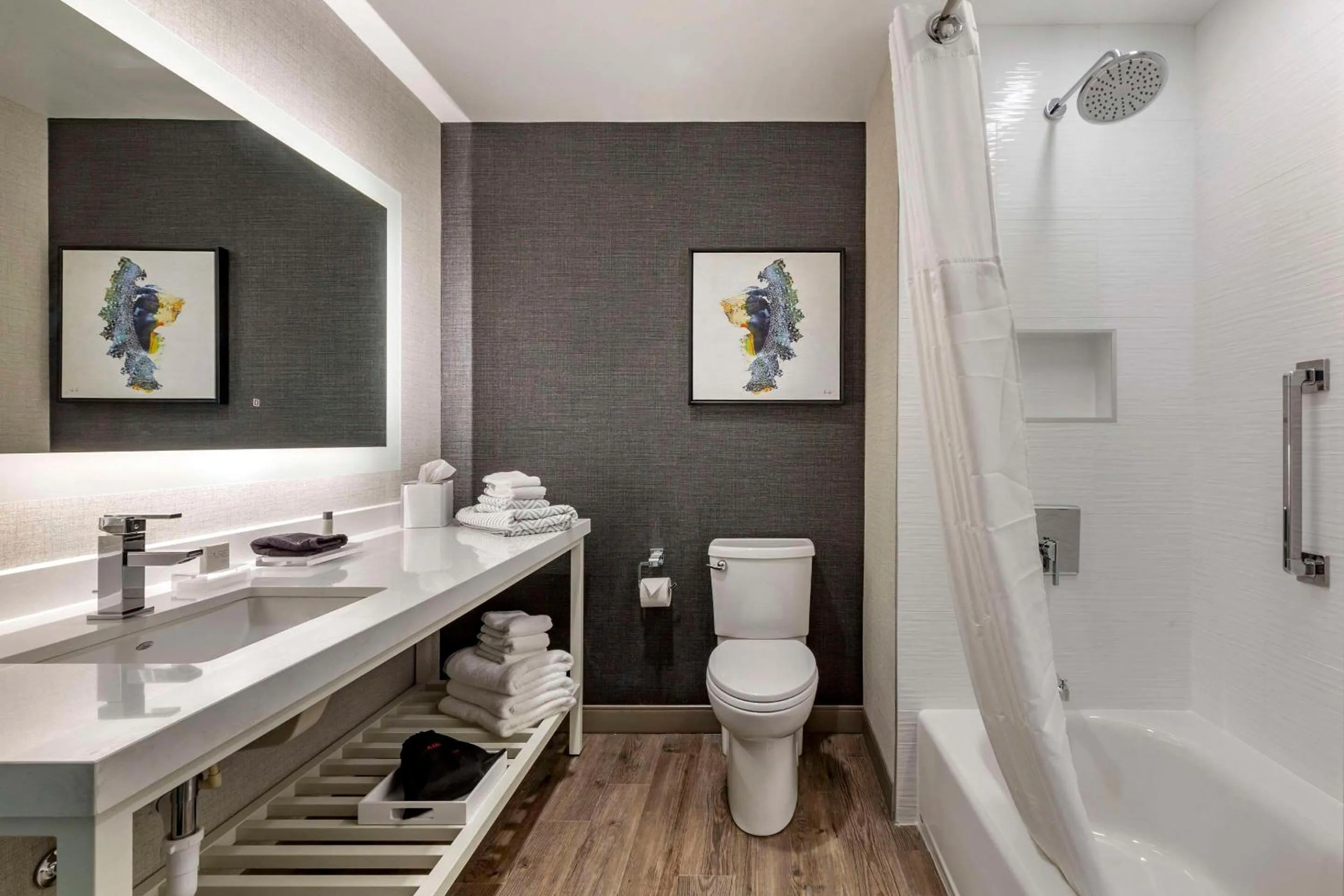 Bedroom in Cambria Hotel Manchester South Windsor