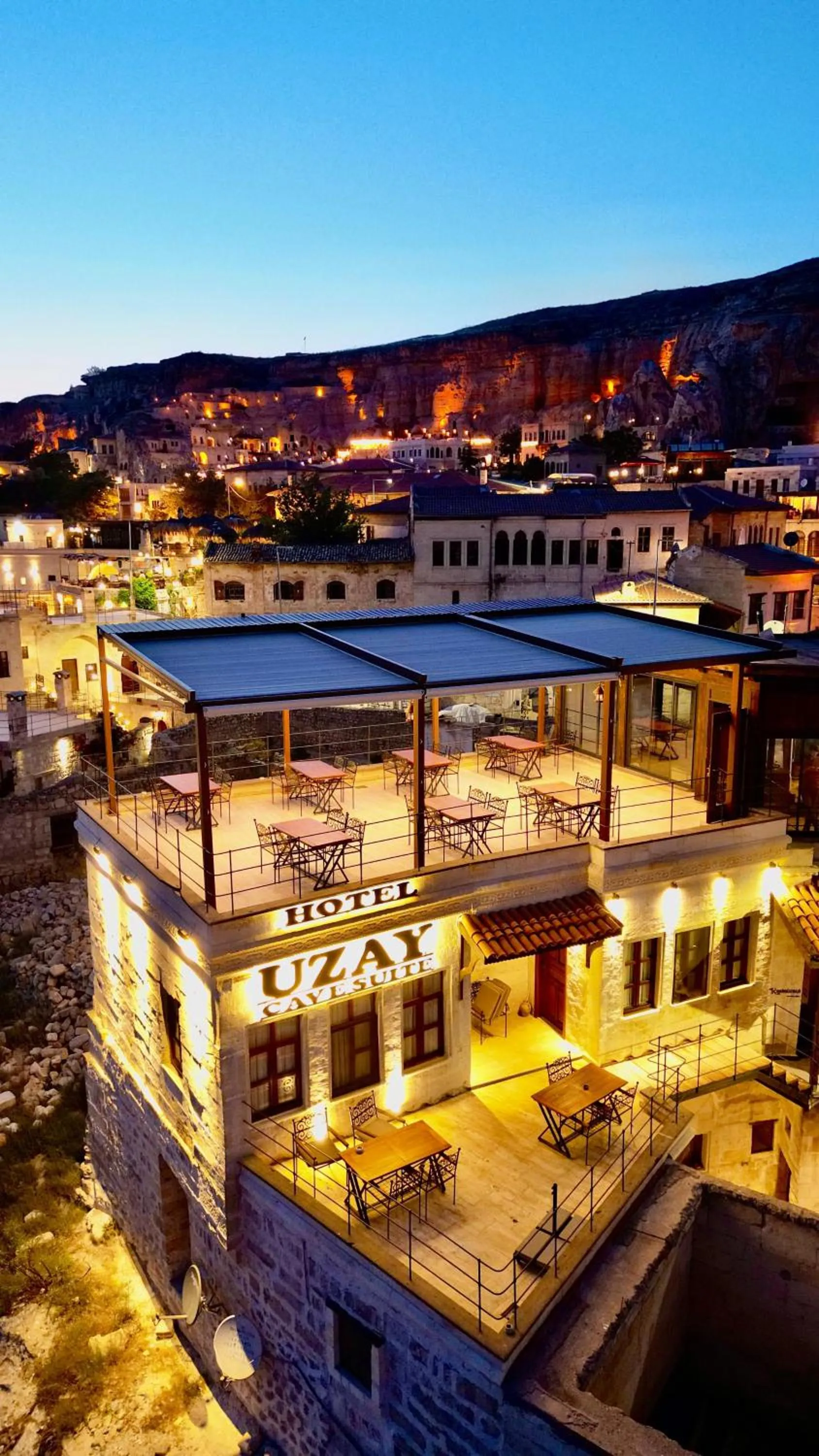 Property building in Uzay Cave Suite Hotel