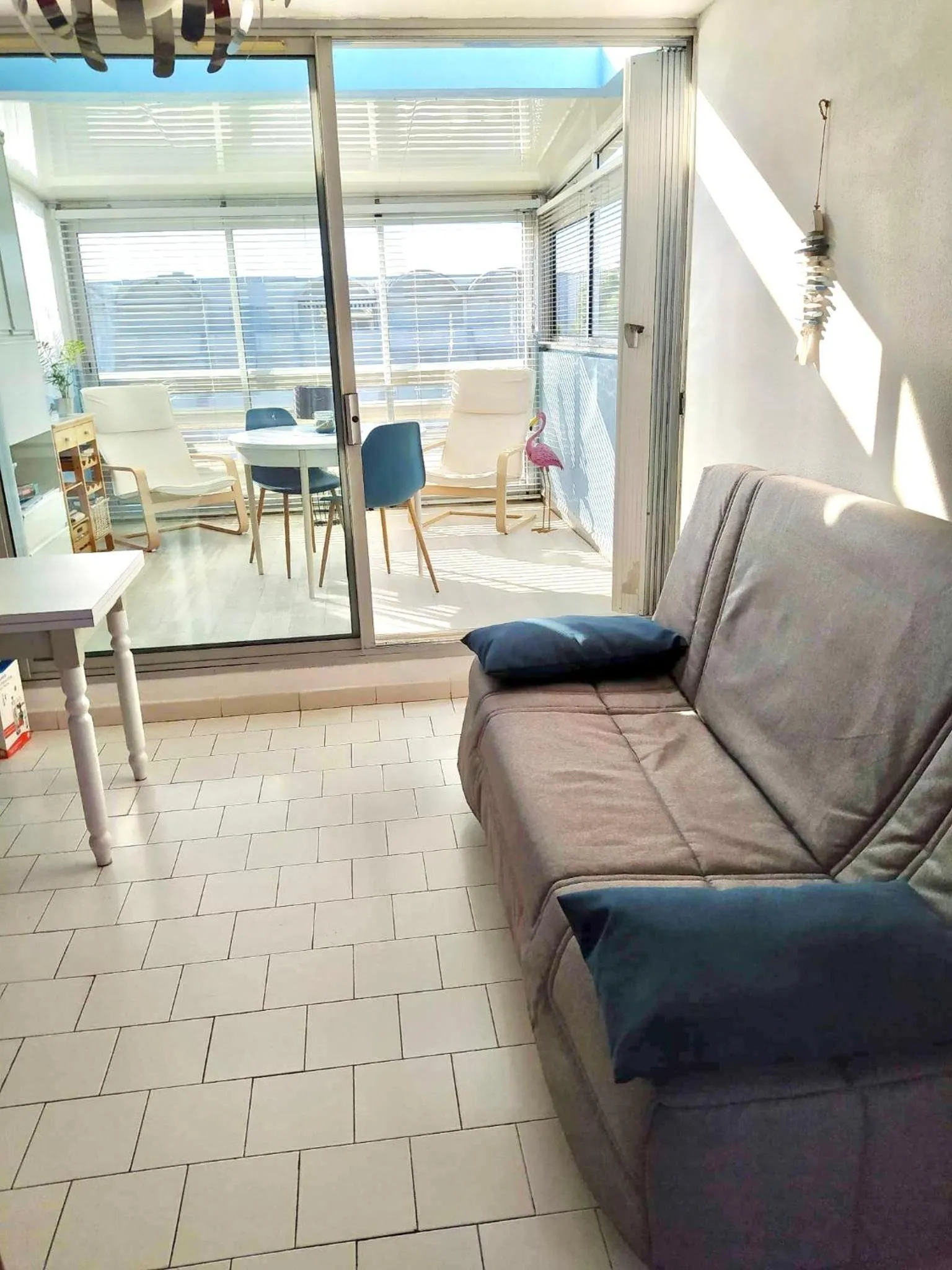 TV and multimedia in Appartement grande terrasse Climatisé