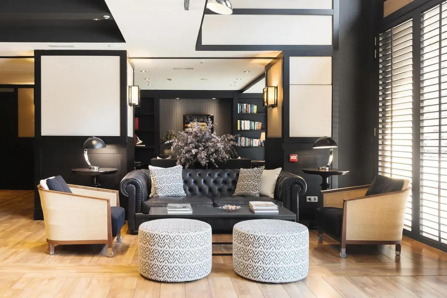 Lobby or reception in Europark Lobby or reception in Europark