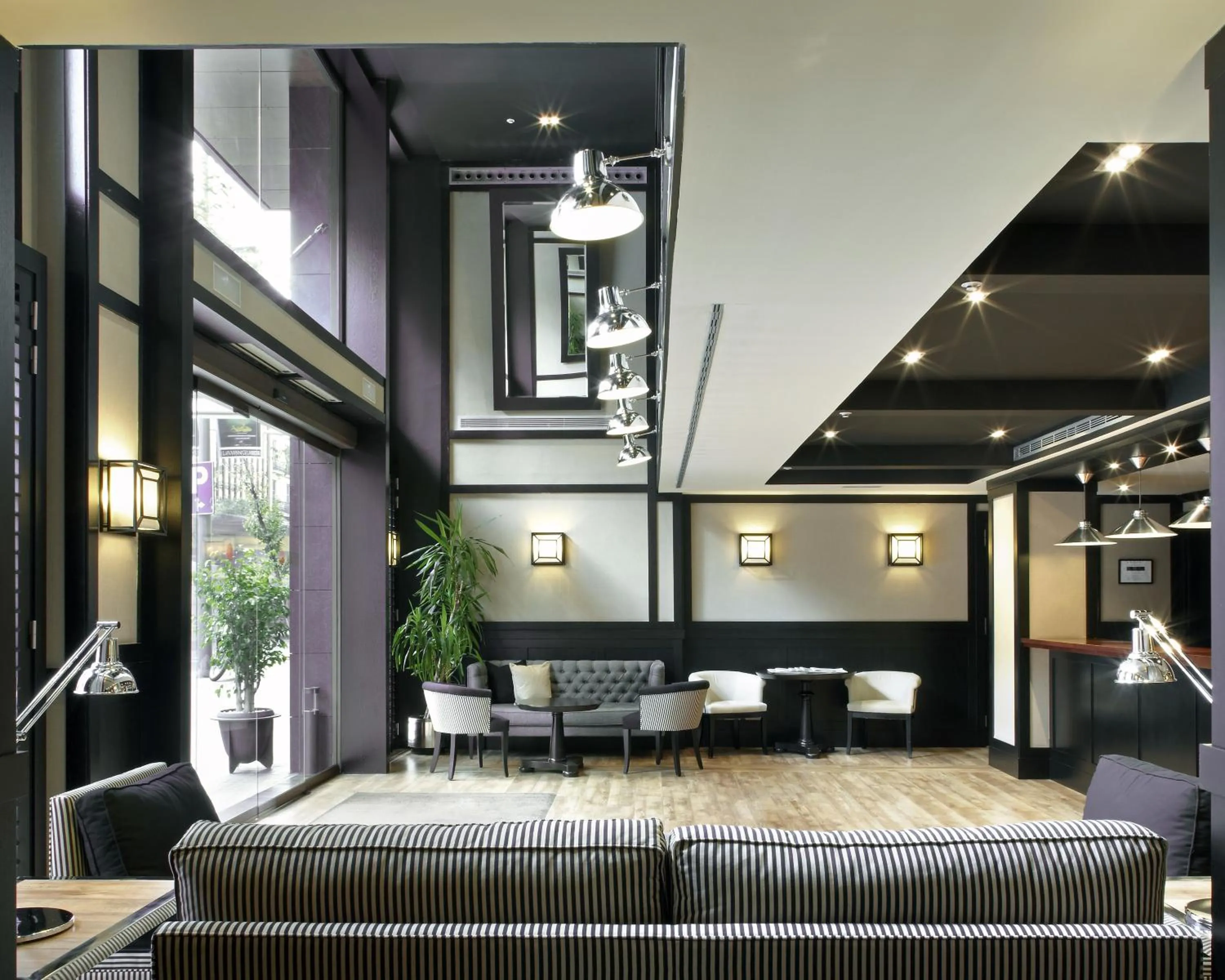 Lobby or reception in Europark