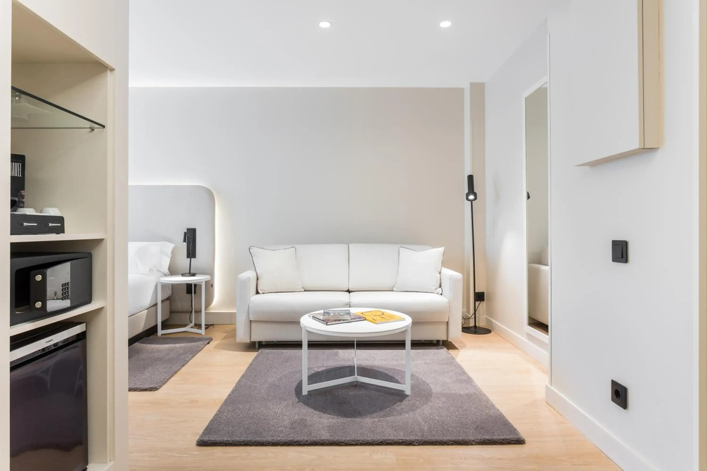 Bedroom in Royal Ramblas Bedroom in Royal Ramblas