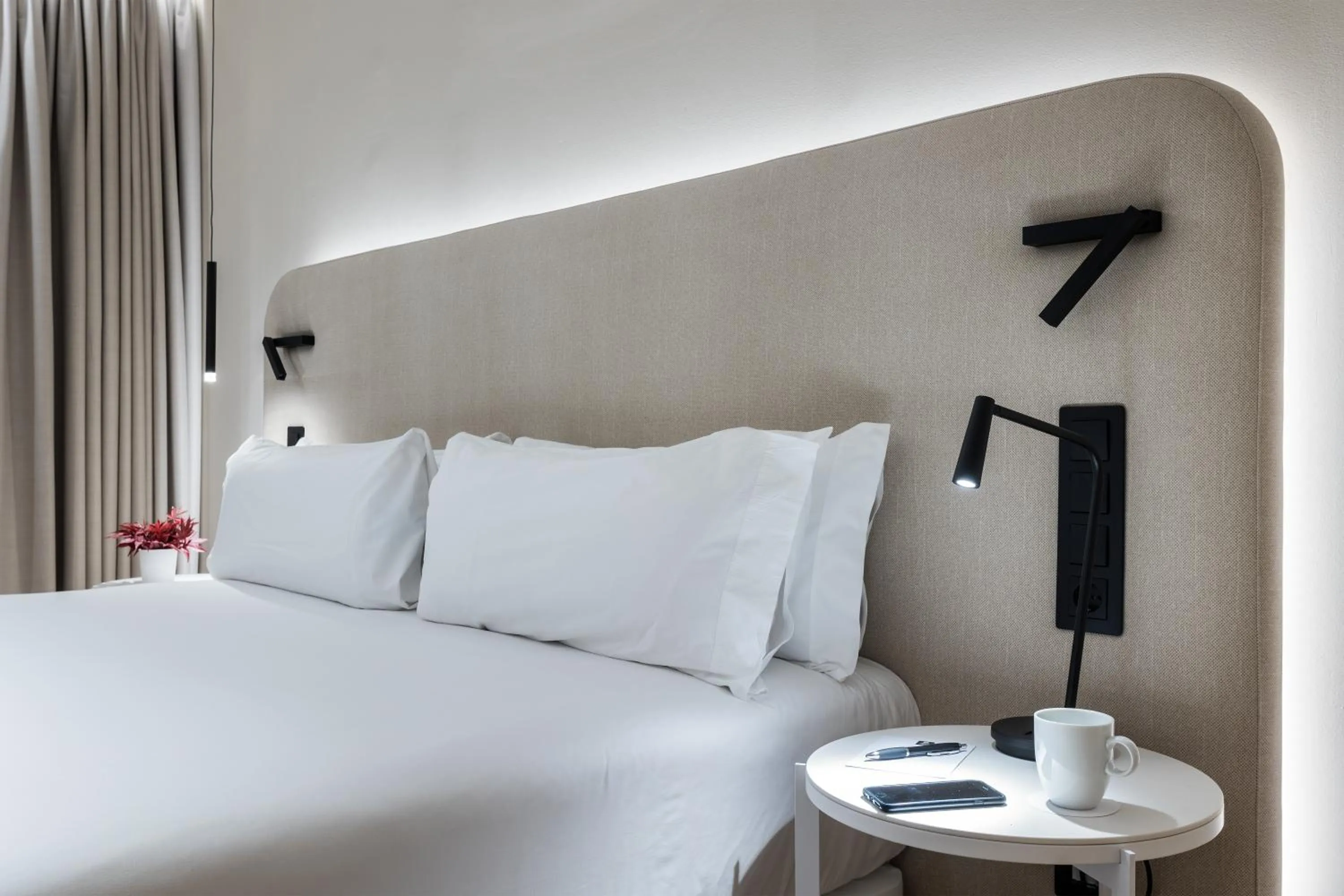 Bed in Royal Ramblas