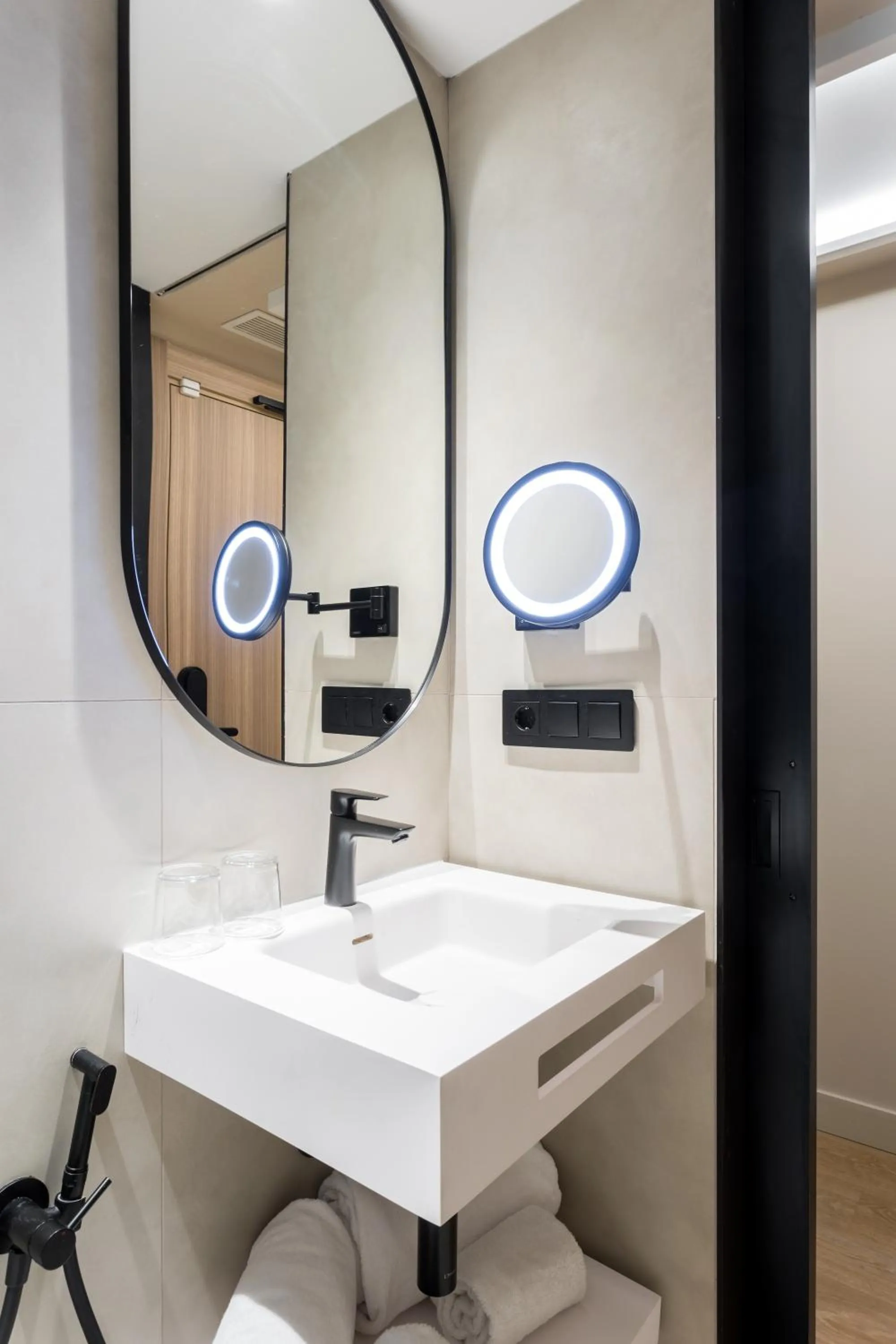 Bathroom in Royal Ramblas