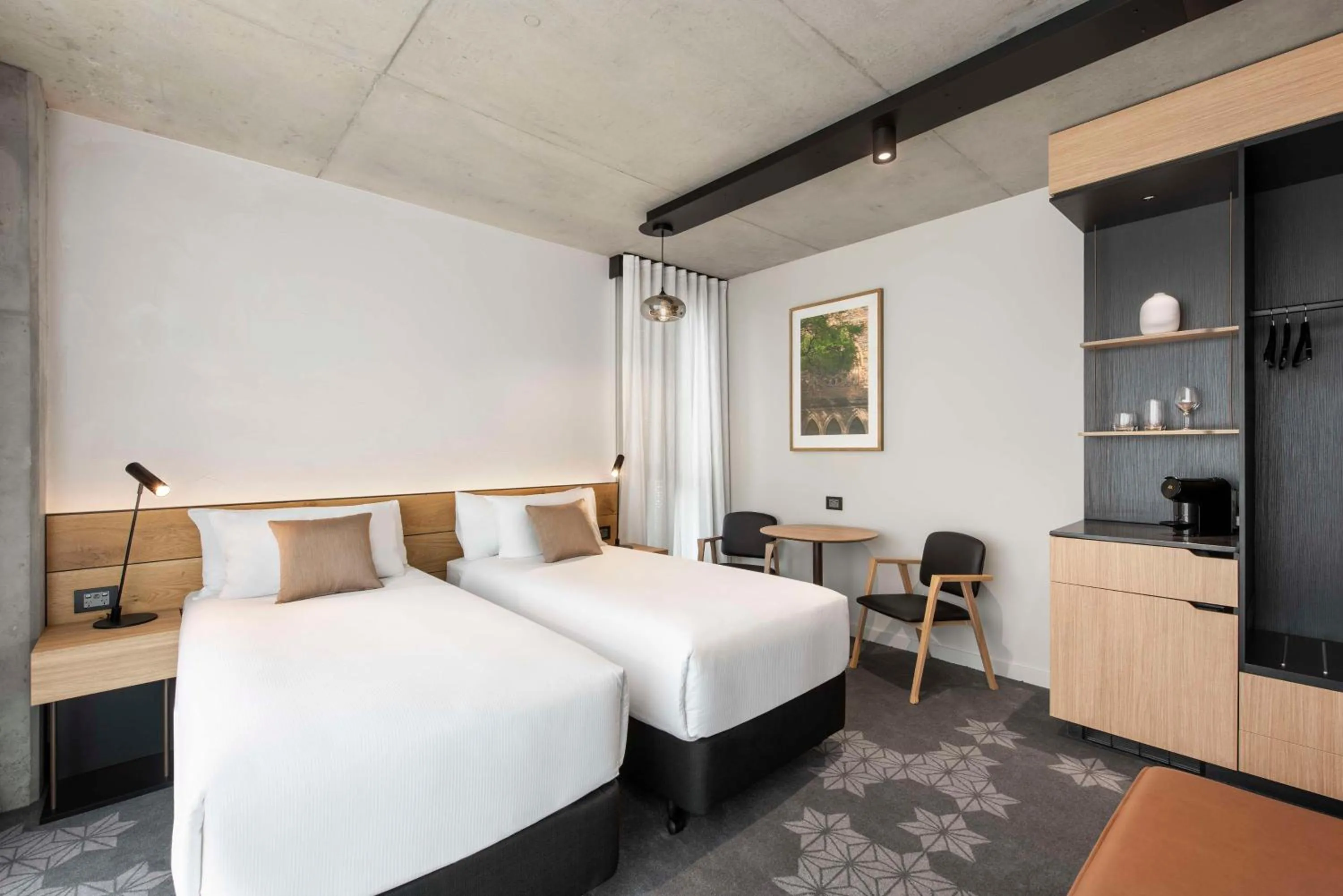 Bed in Vibe Hotel Adelaide