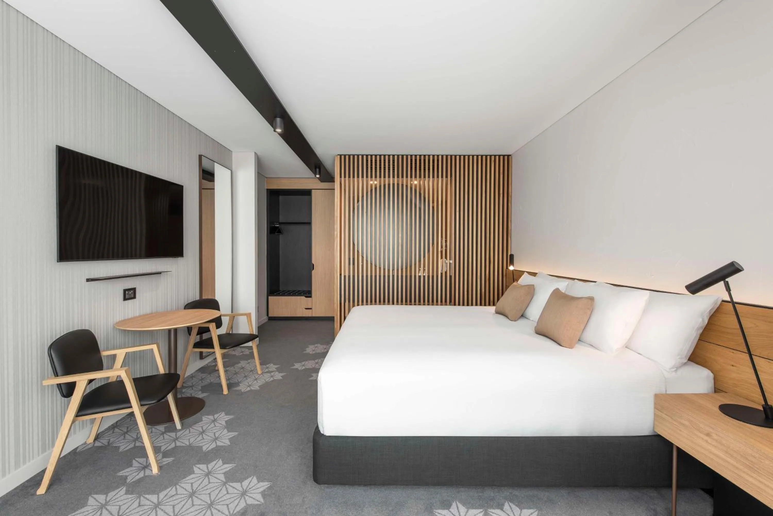 Bed in Vibe Hotel Adelaide