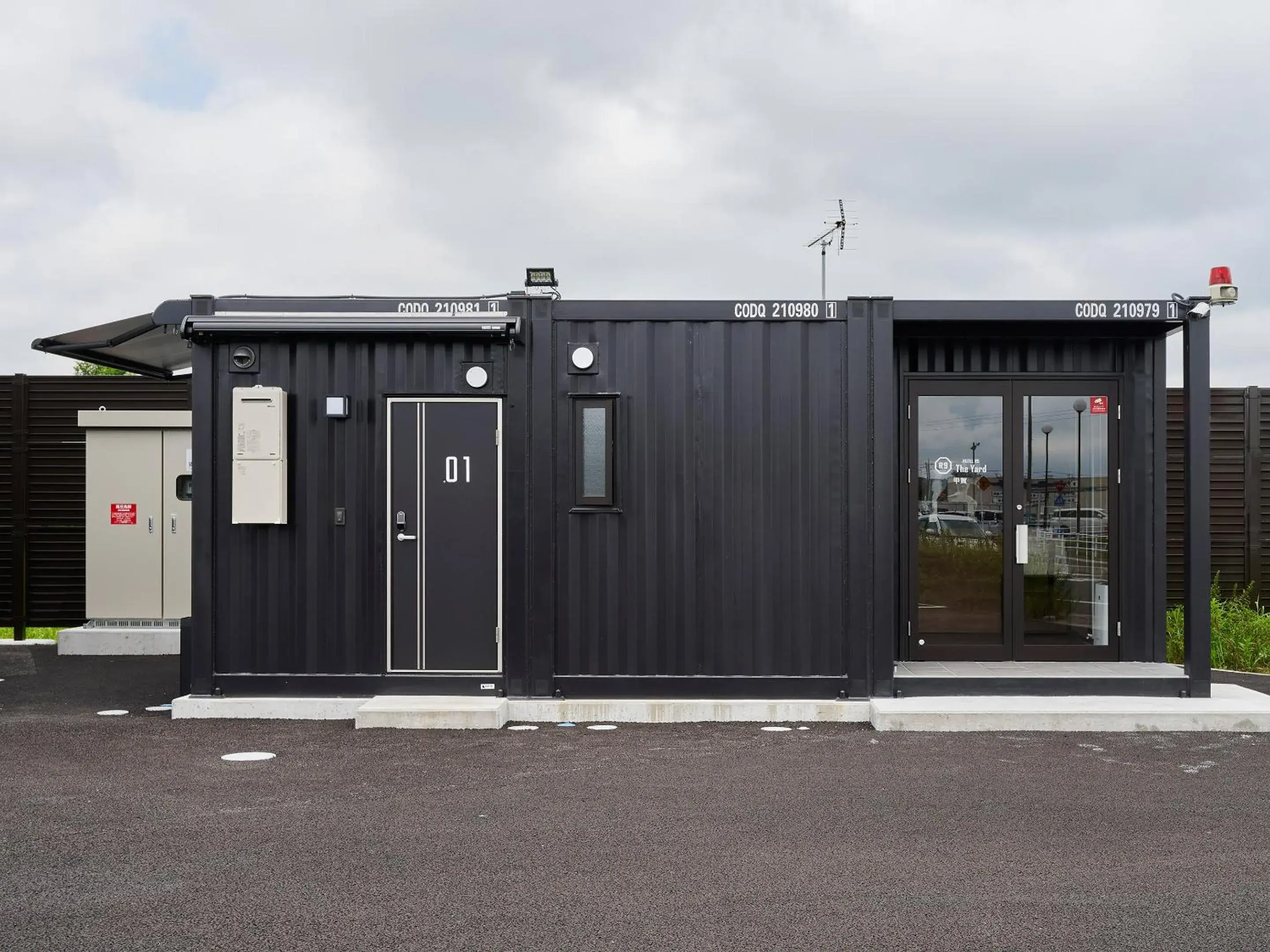 Property building in HOTEL R9 The Yard Koka Property building in HOTEL R9 The Yard Koka