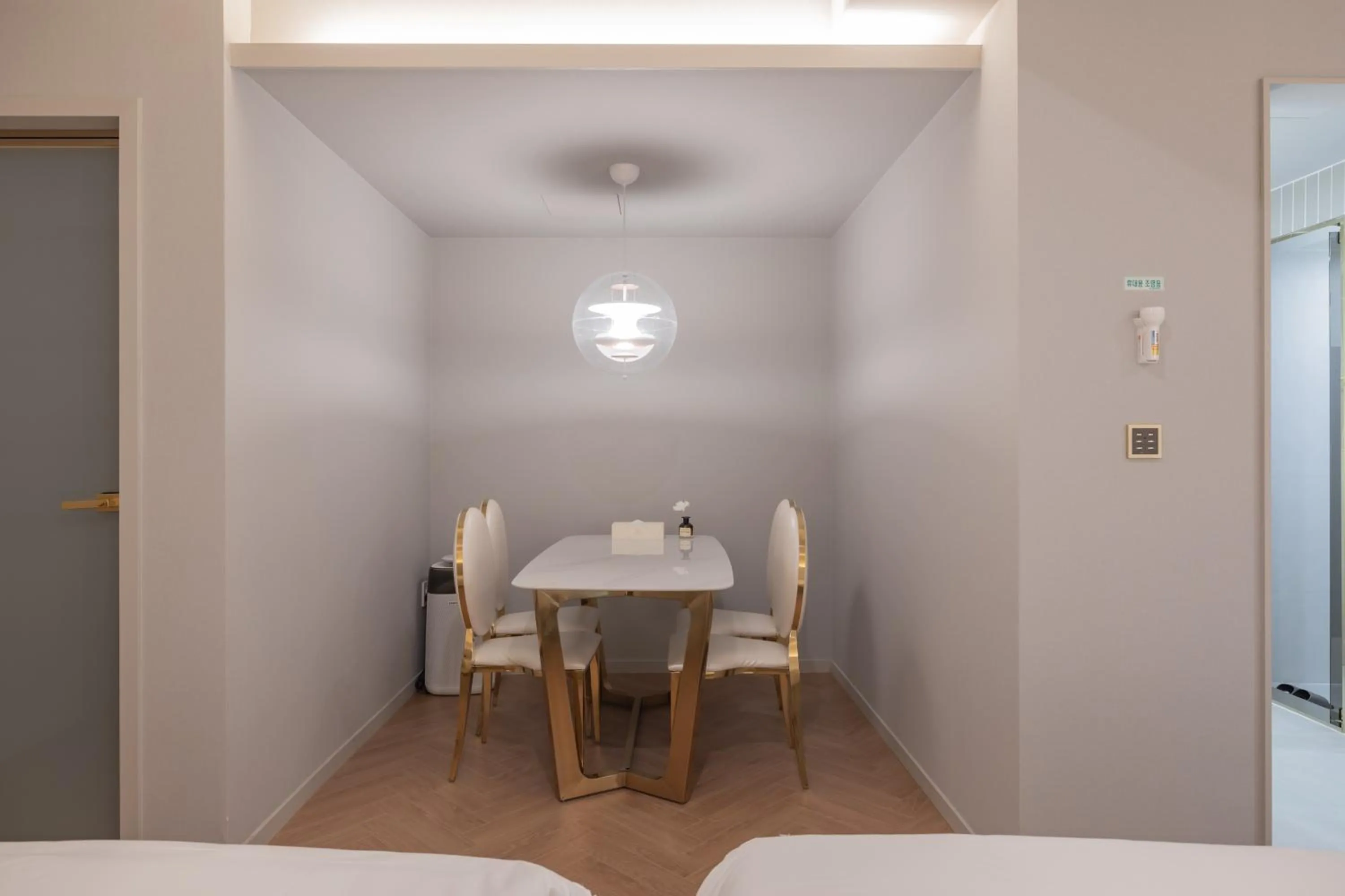 Seating area in Denbasta Hotel Heritage