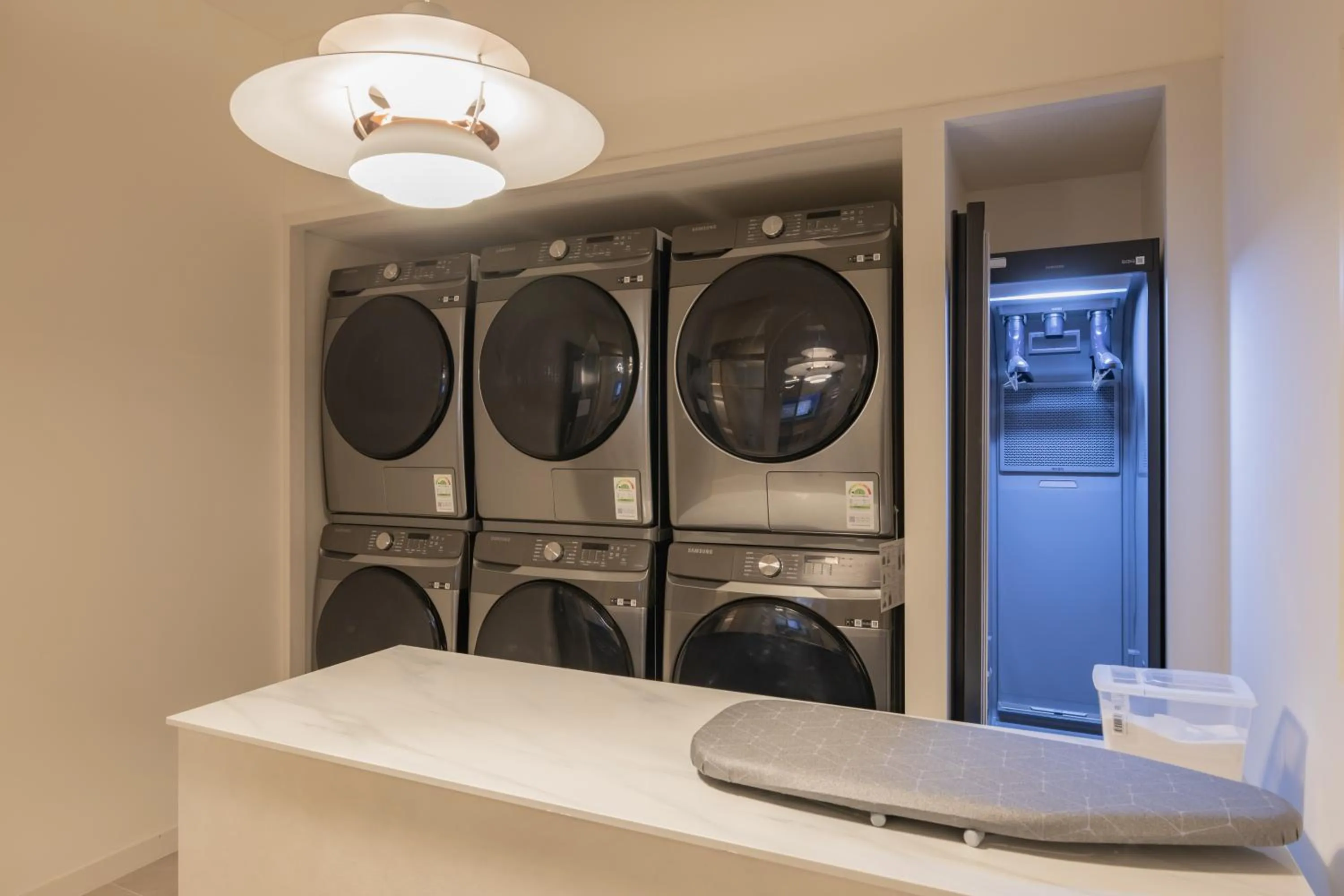 washing machine in Denbasta Hotel Heritage